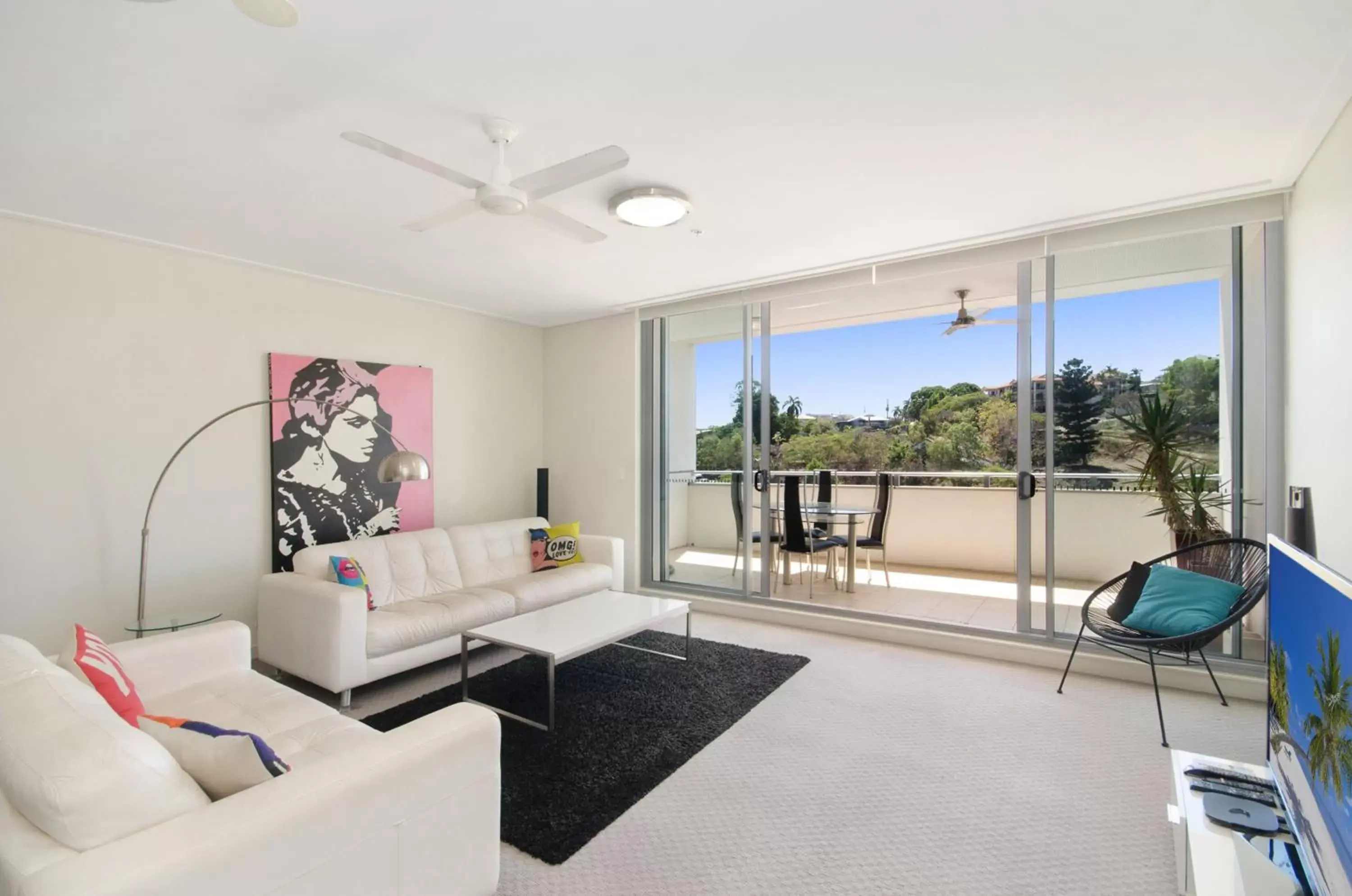 Seating Area in Property Vine - Dalgety Apartments