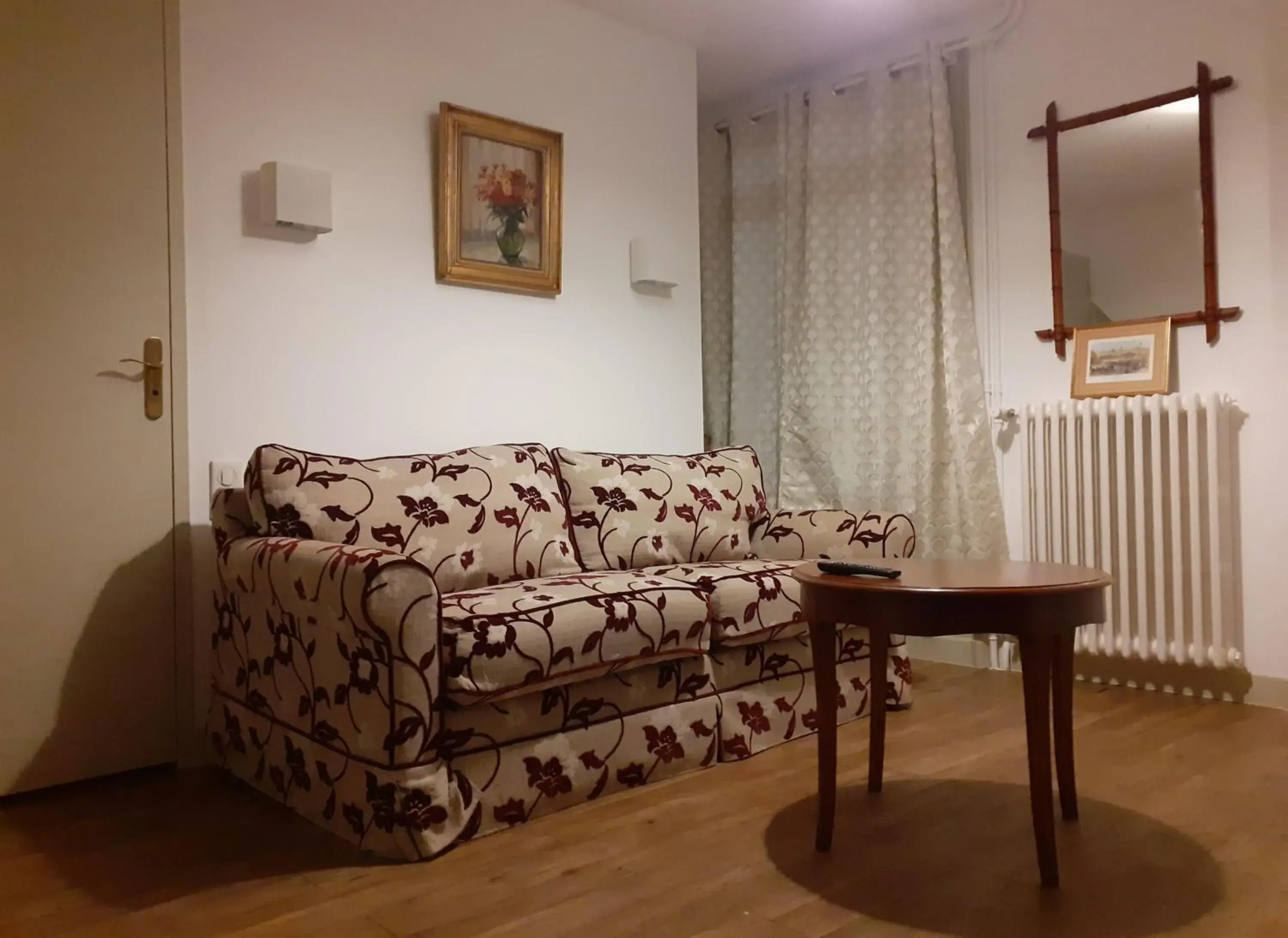 Seating Area in Hotel de Charme La Bonne Adresse