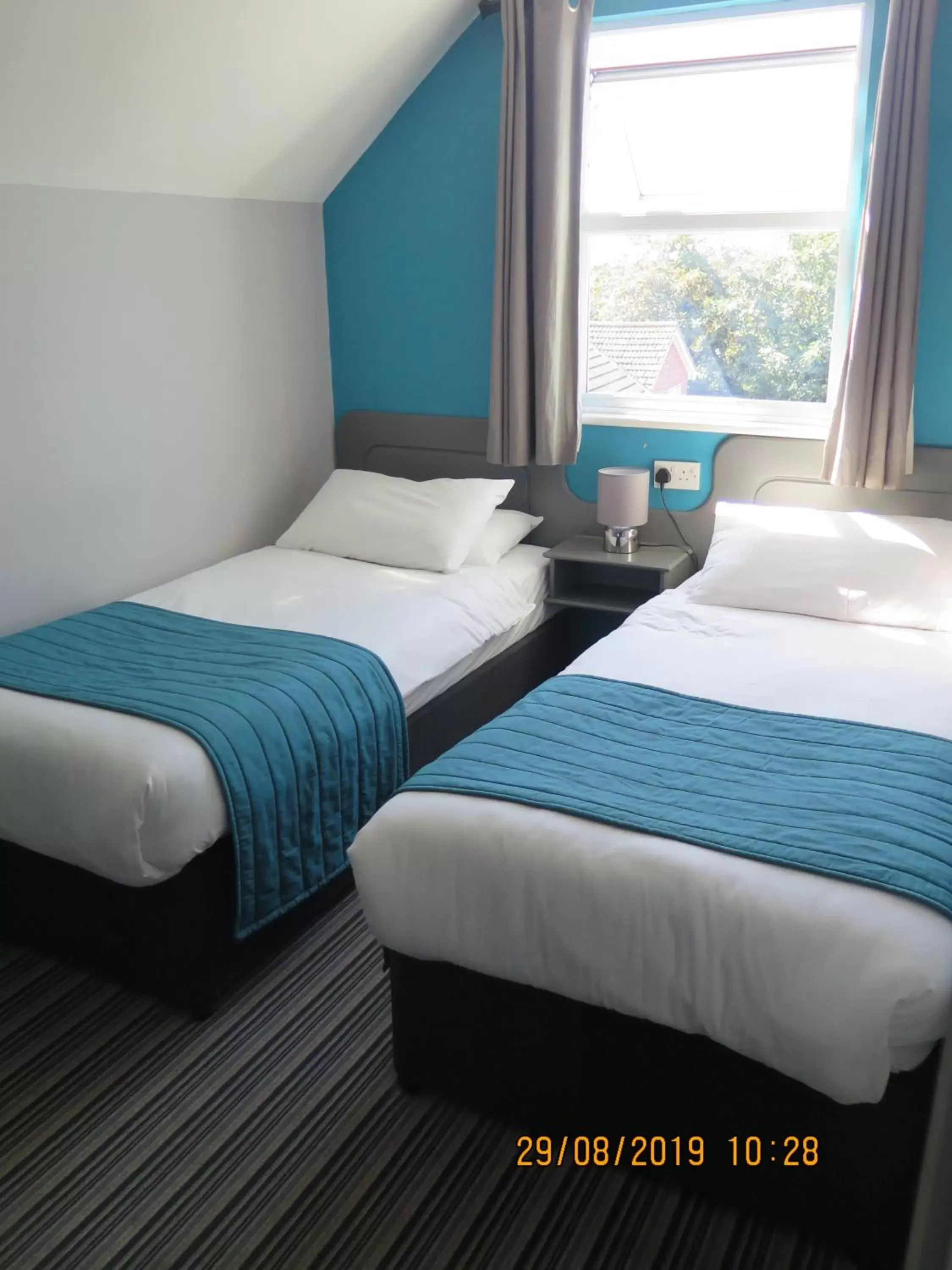 Bedroom, Bed in Oyster Fleet Hotel