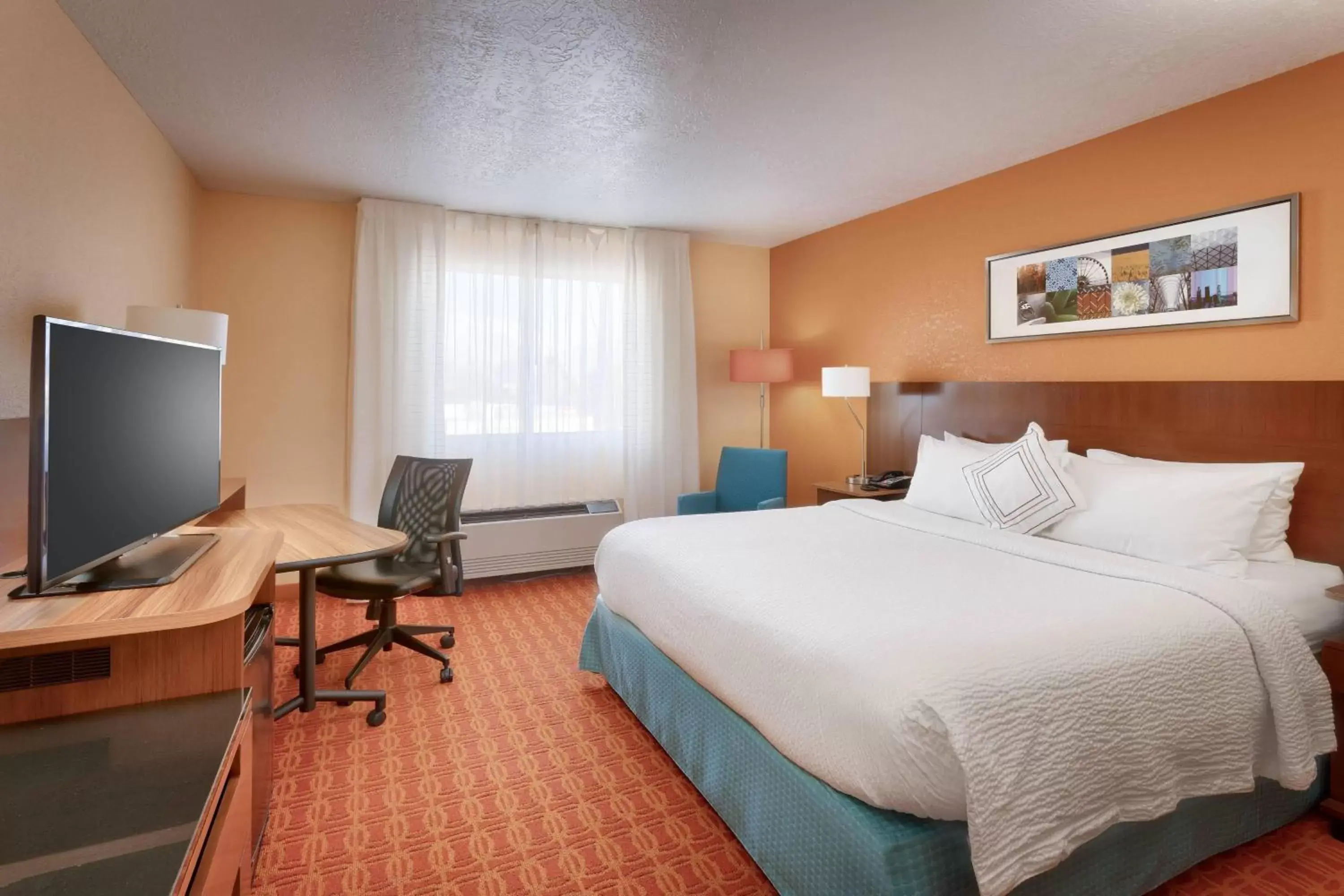 Photo of the whole room, Bed in Fairfield Inn by Marriott Provo