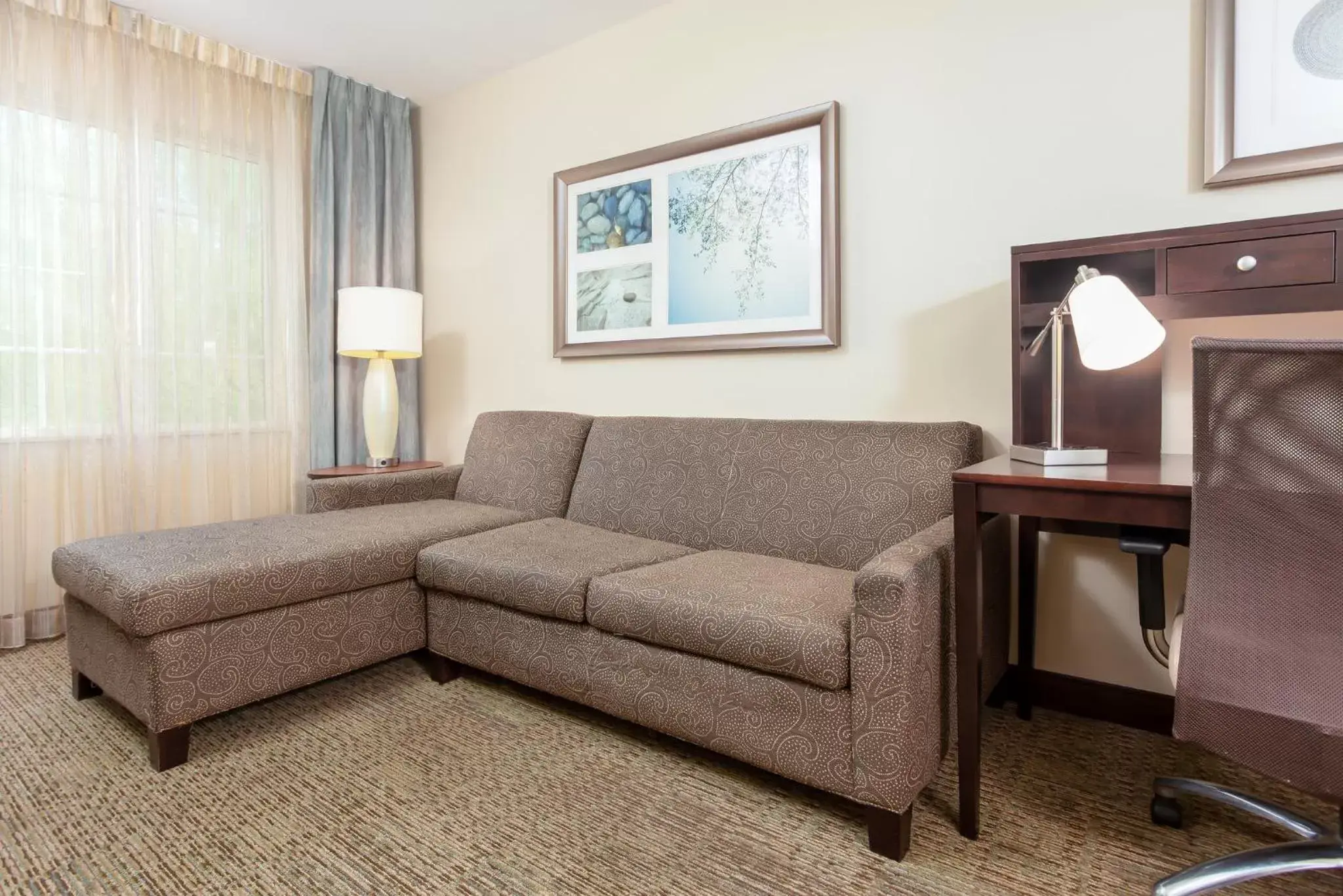Bedroom, Seating Area in Staybridge Suites Chandler, an IHG Hotel