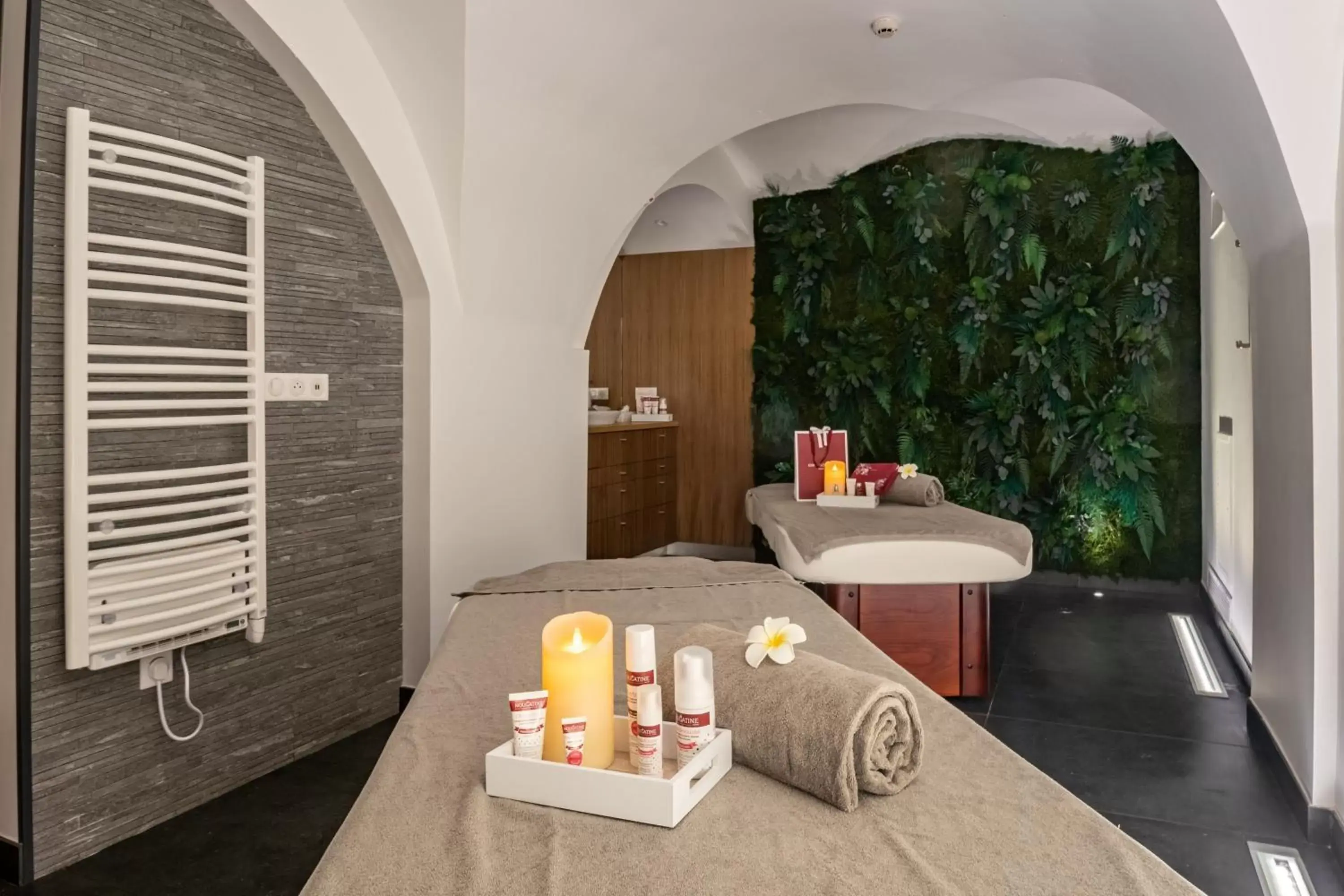 Spa and wellness centre/facilities in Hôtel de Bourgtheroulde, Autograph Collection