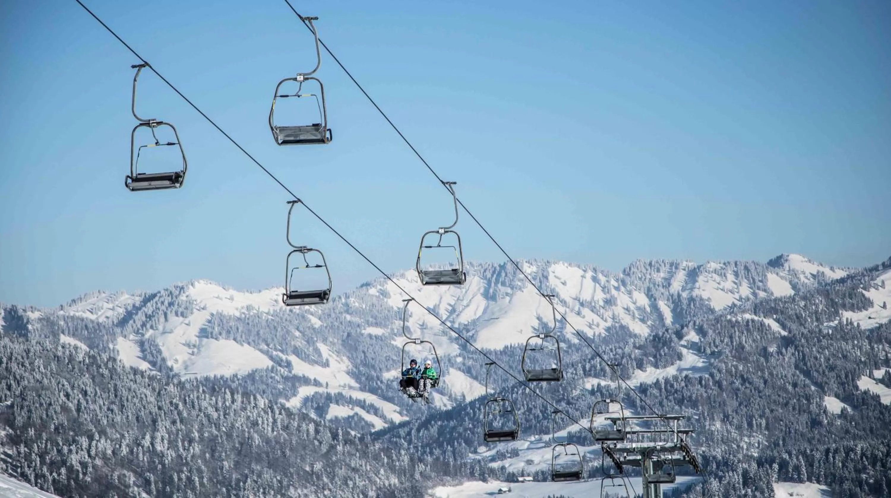 Skiing in Hotel St Hubertus