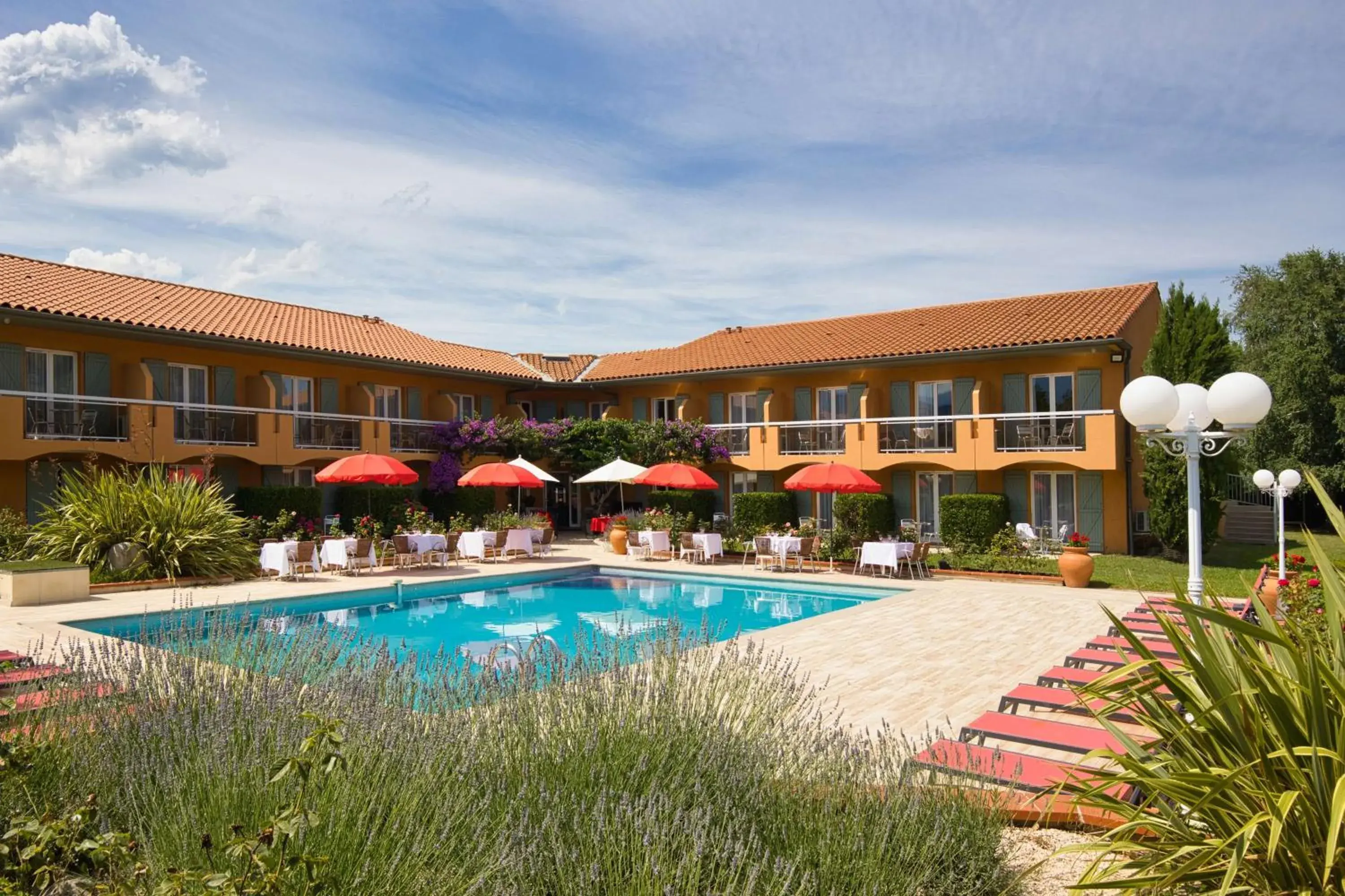 Activities, Swimming Pool in Best Western Le Vauban