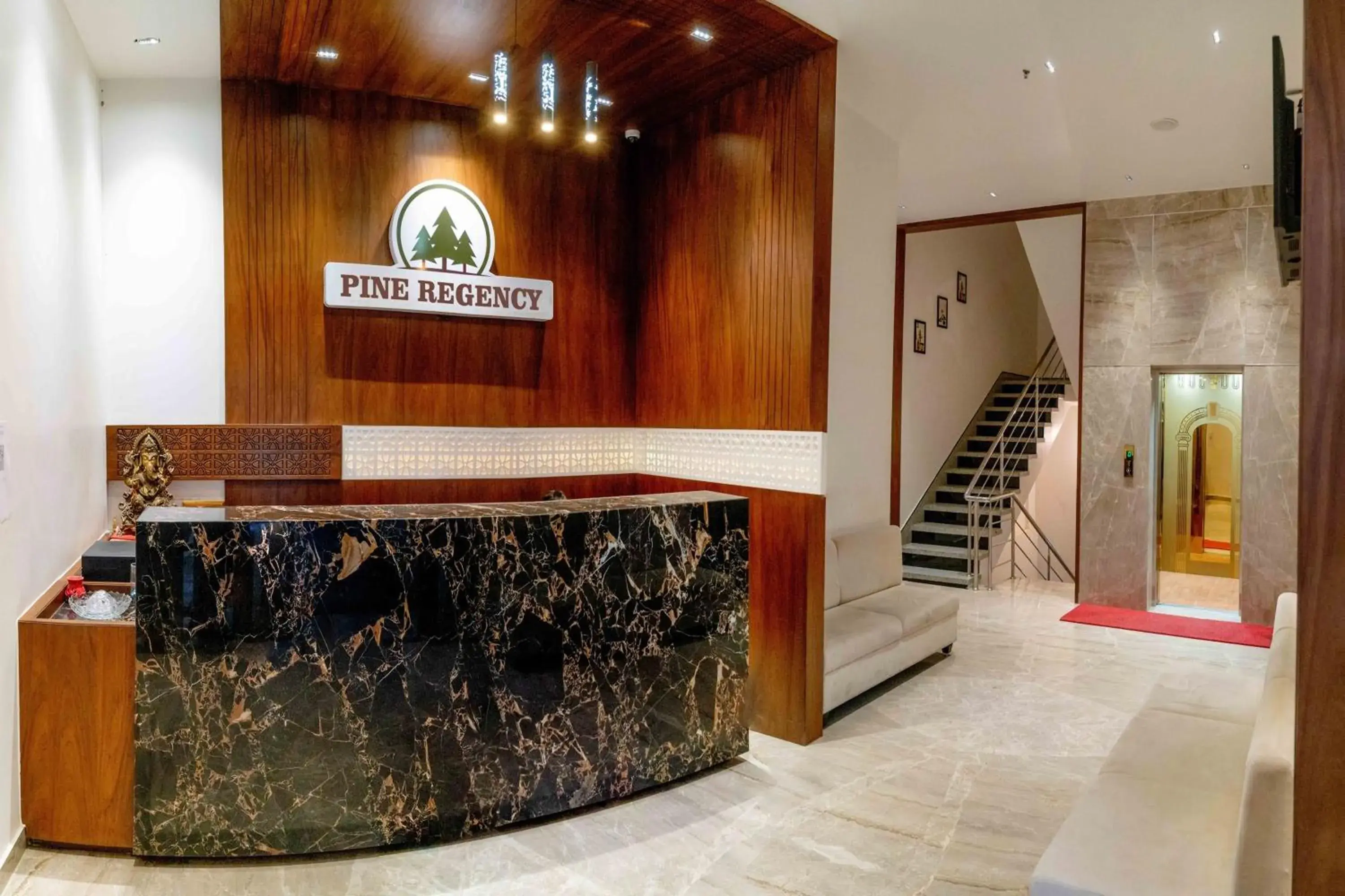 Lobby or reception, Lobby/Reception in Pine Regency