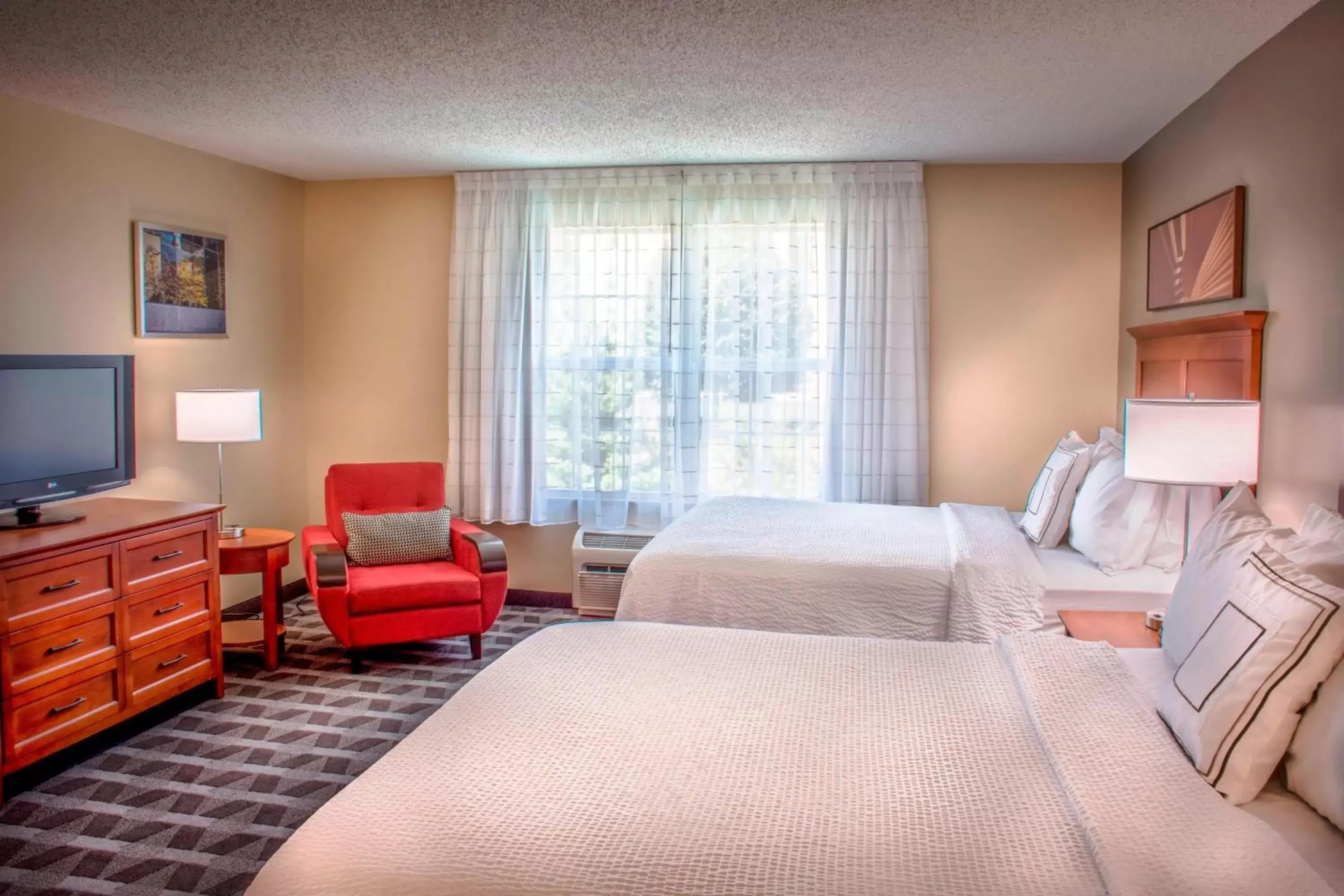 Bedroom, Seating Area in TownePlace Suites by Marriott Baltimore BWI Airport