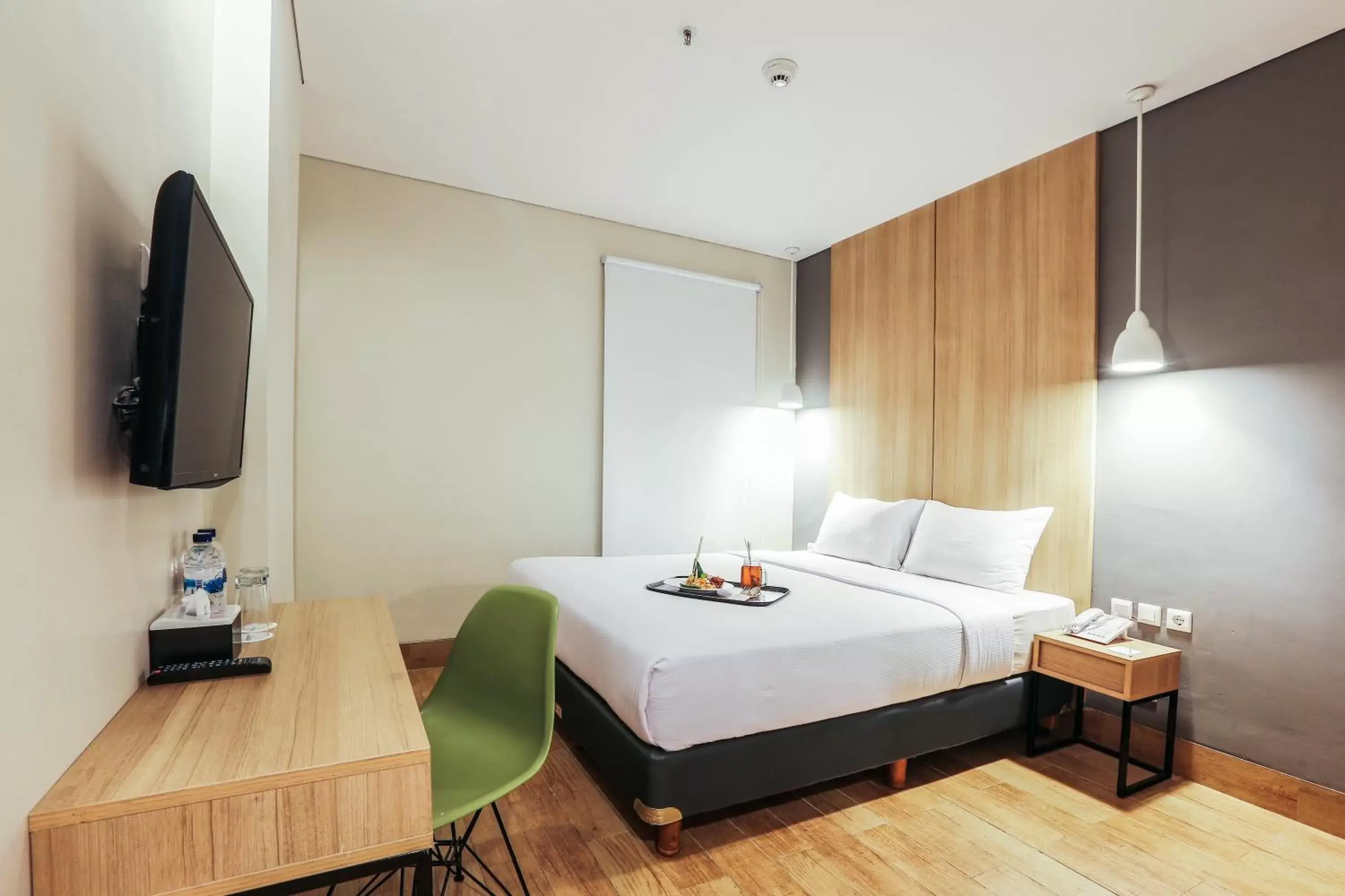 Bedroom, Bed in Hotel Citradream Semarang