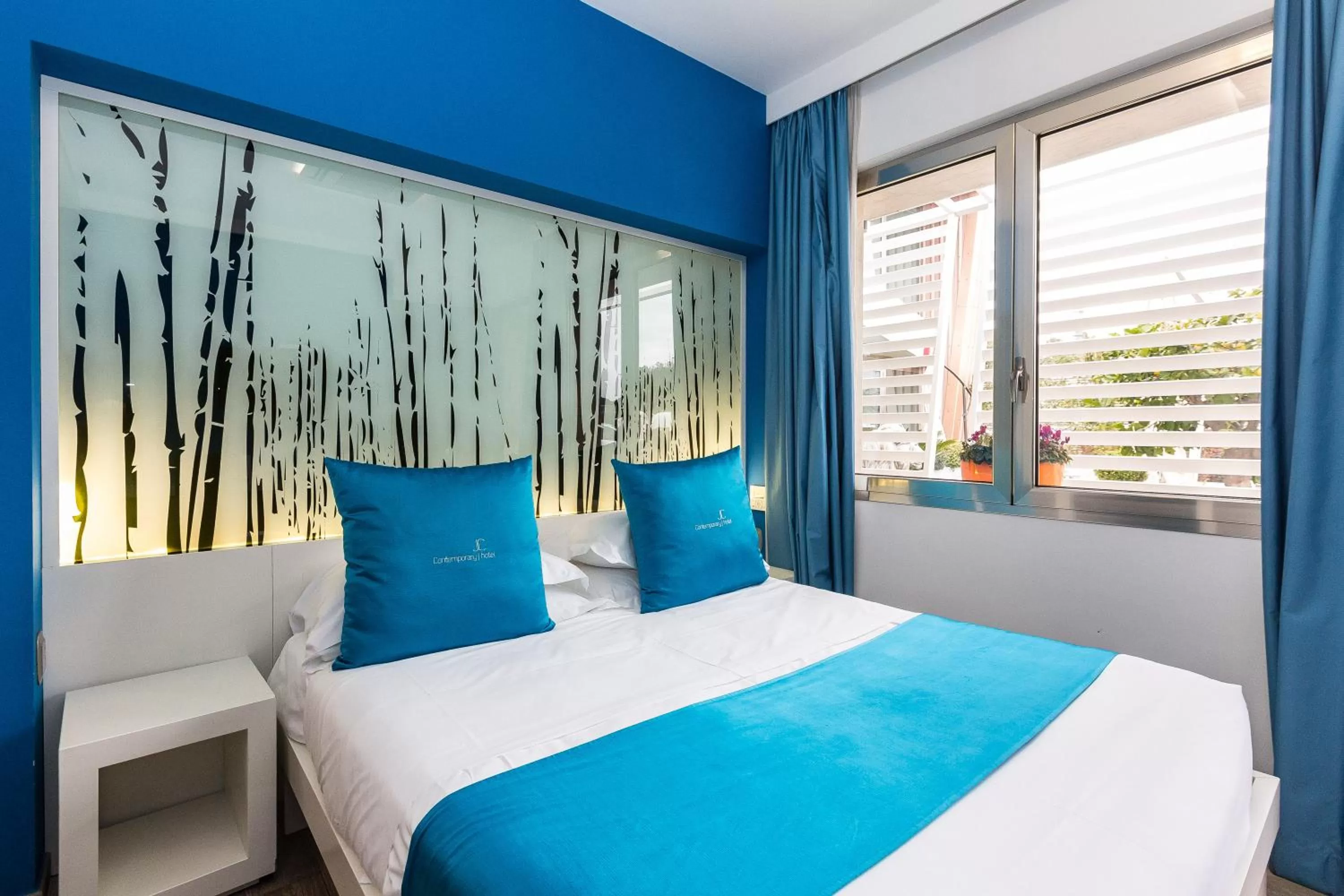 Nearby landmark, Bed in JC Hotel