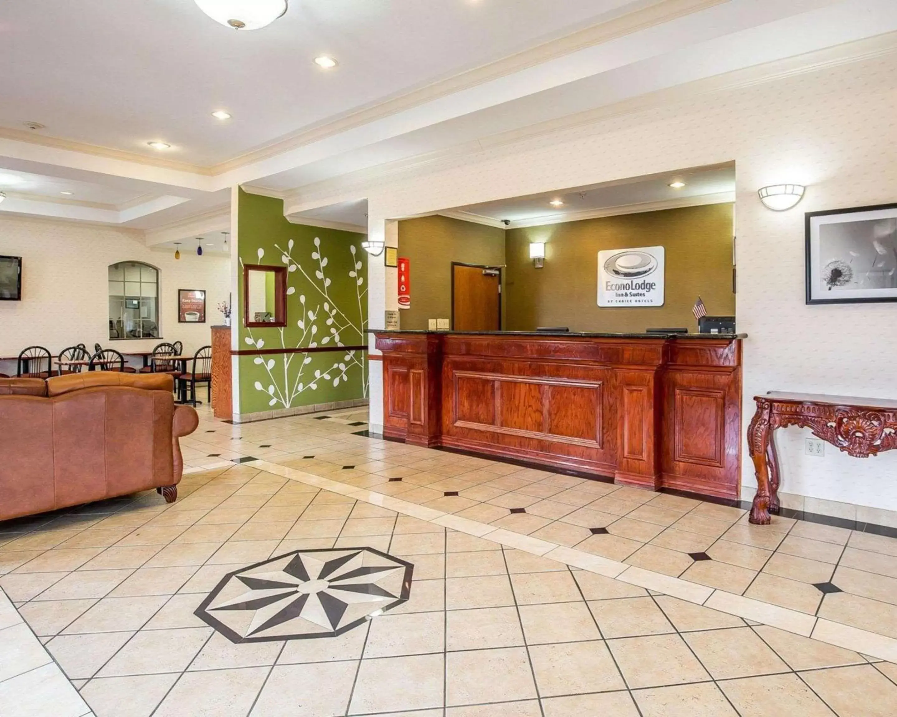 Lobby or reception, Lobby/Reception in Econo Lodge Inn & Suites Beaumont