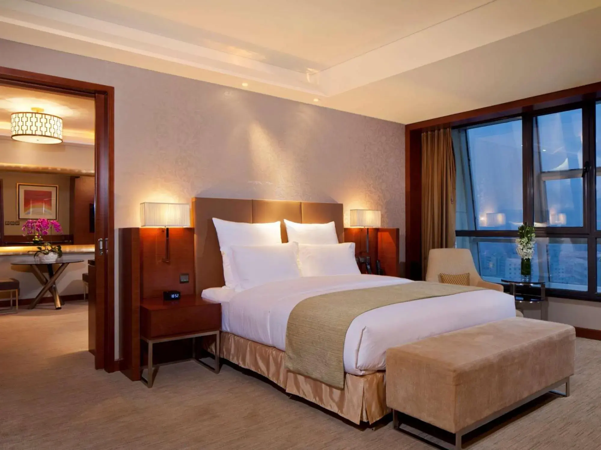 Bed in DoubleTree By Hilton Shenyang Hotel