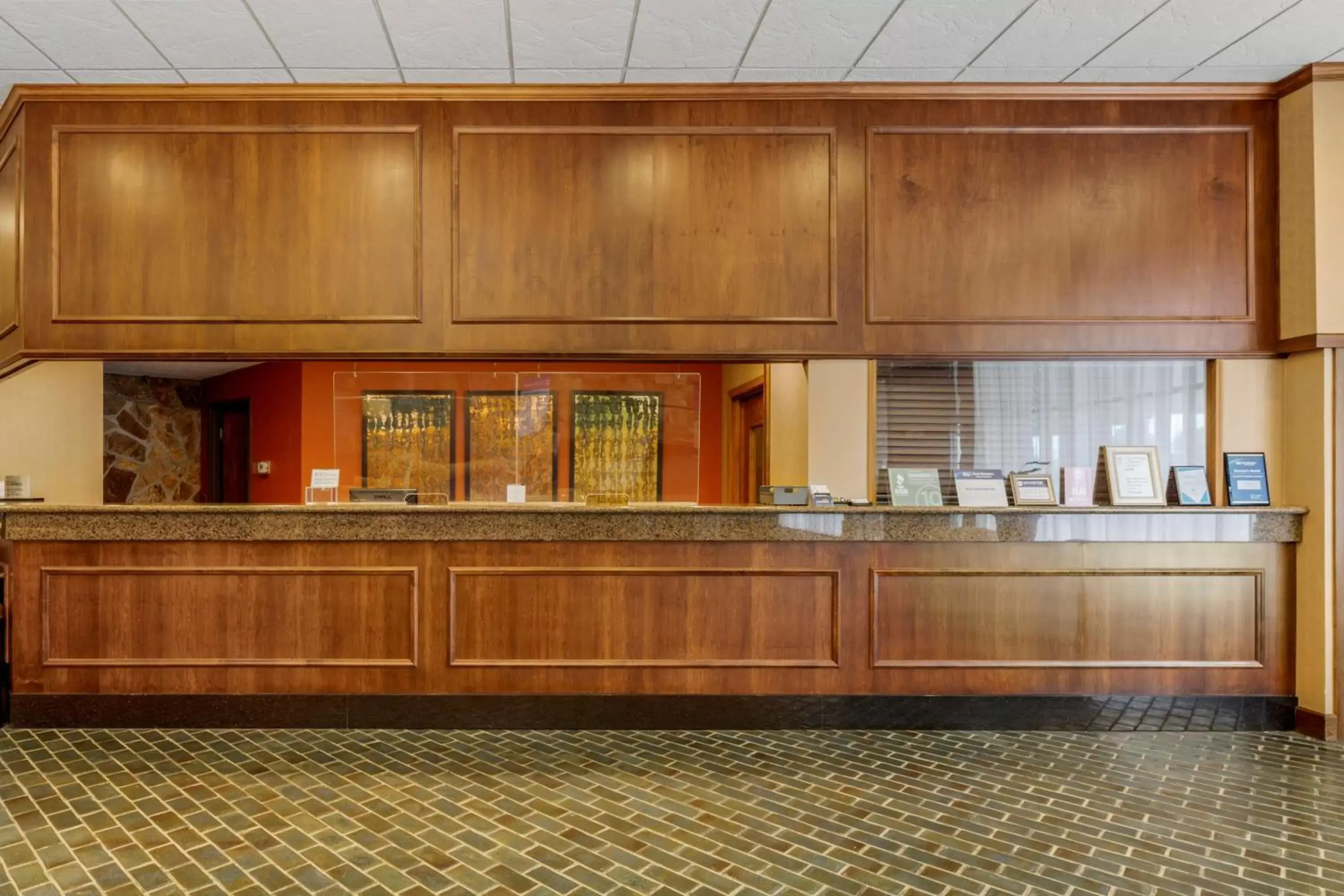 Lobby or reception in Best Western Plus Wooster Hotel & Conference Center Lobby or reception in Best Western Plus Wooster Hotel & Conference Center