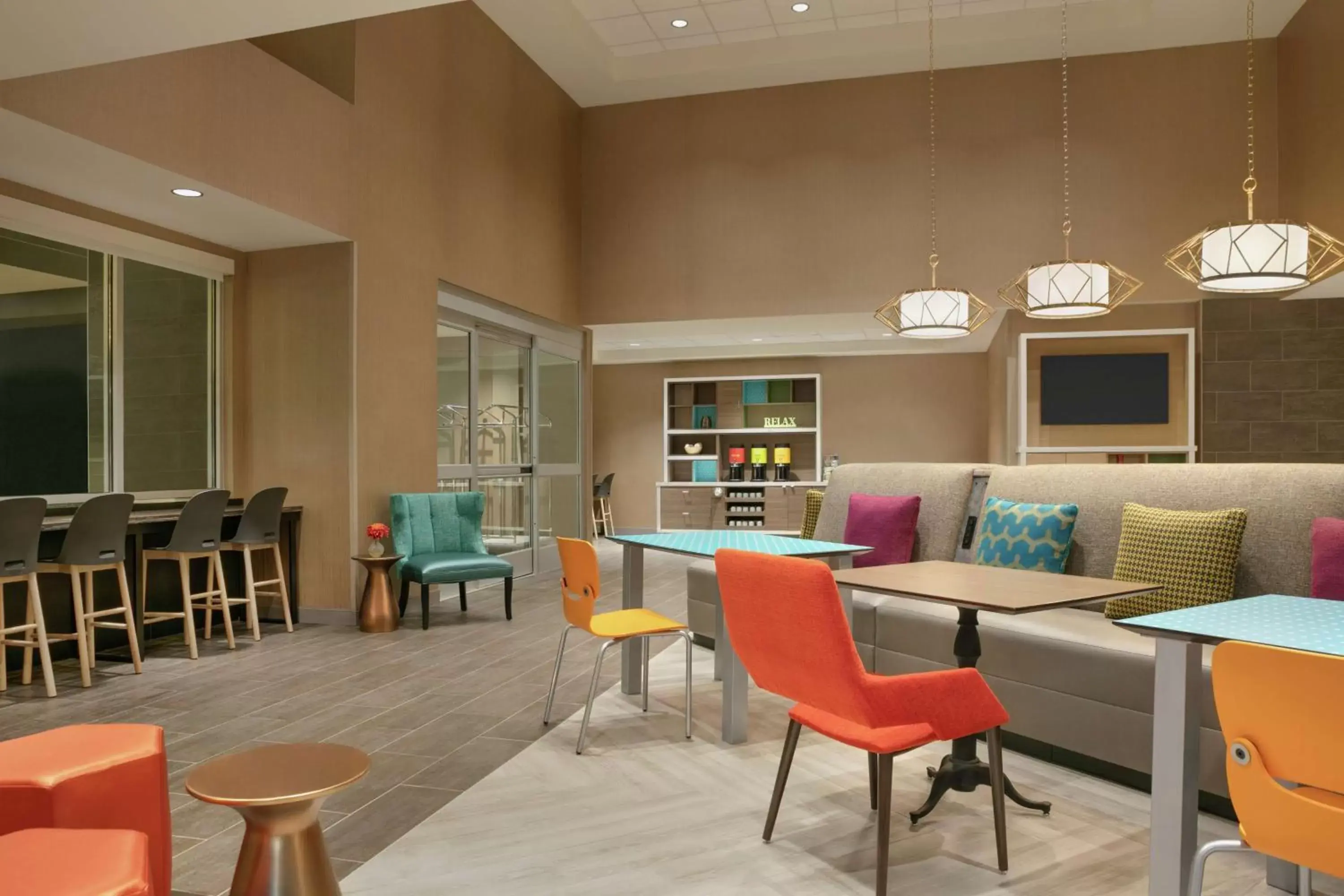 Lobby or reception, Lounge/Bar in Home2 Suites By Hilton Chantilly Dulles Airport