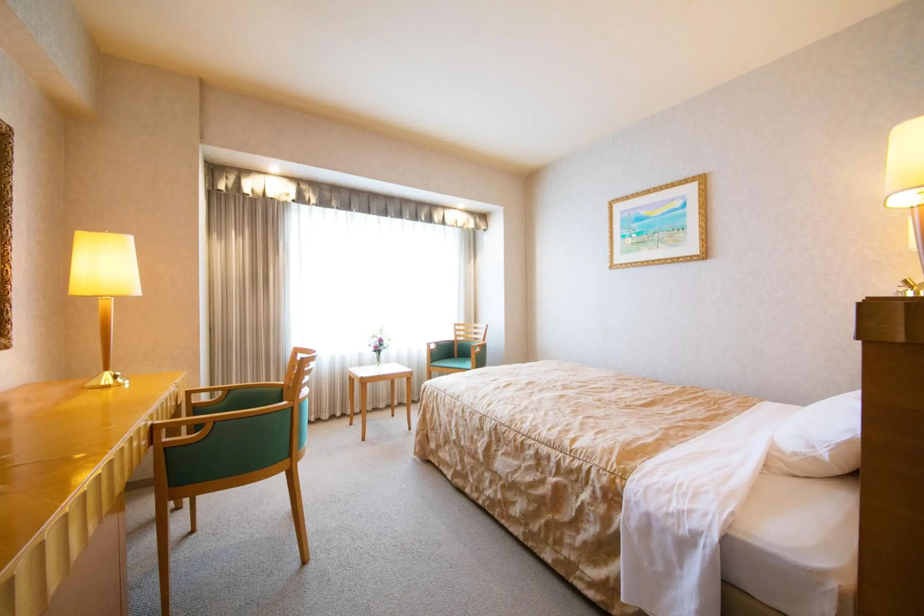 Photo of the whole room, Bed in Seaside Hotel Maiko Villa Kobe