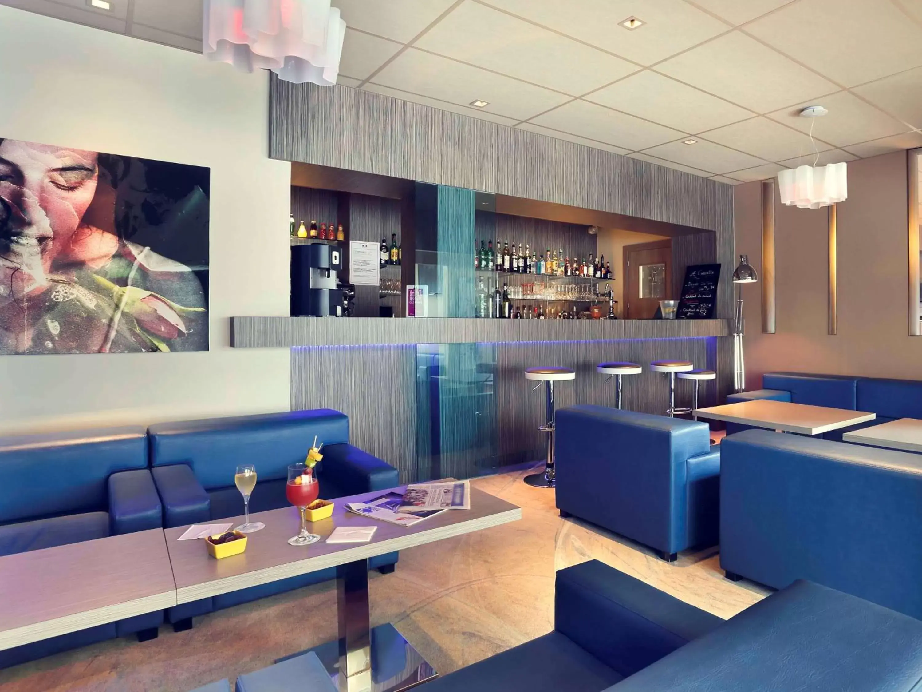 Lounge or bar, Lounge/Bar in Mercure Brive