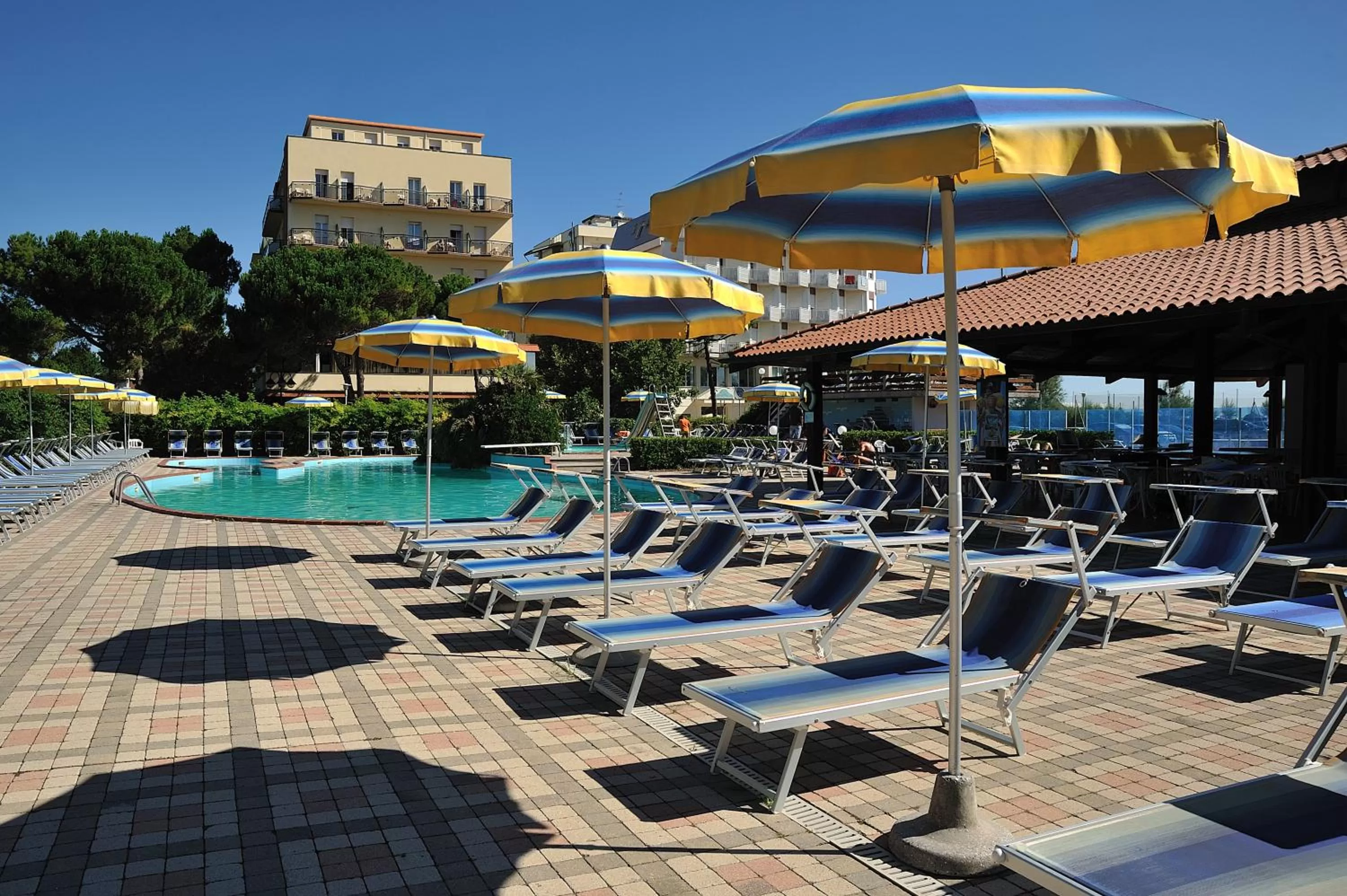 Swimming pool in Hotel Ausonia