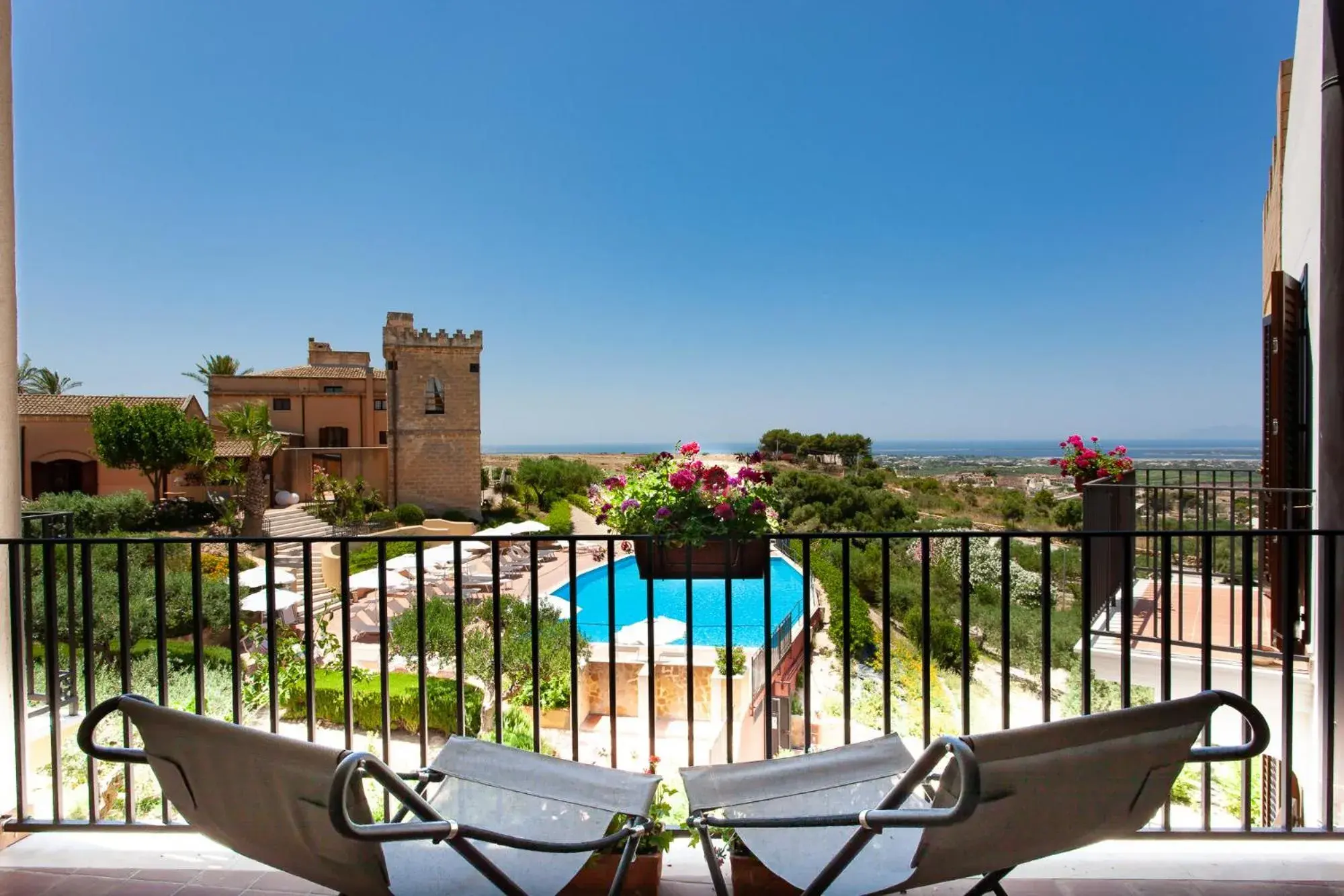 Balcony/Terrace, Pool View in Hotel Baglio Oneto dei Principi di San Lorenzo - Luxury Wine Resort