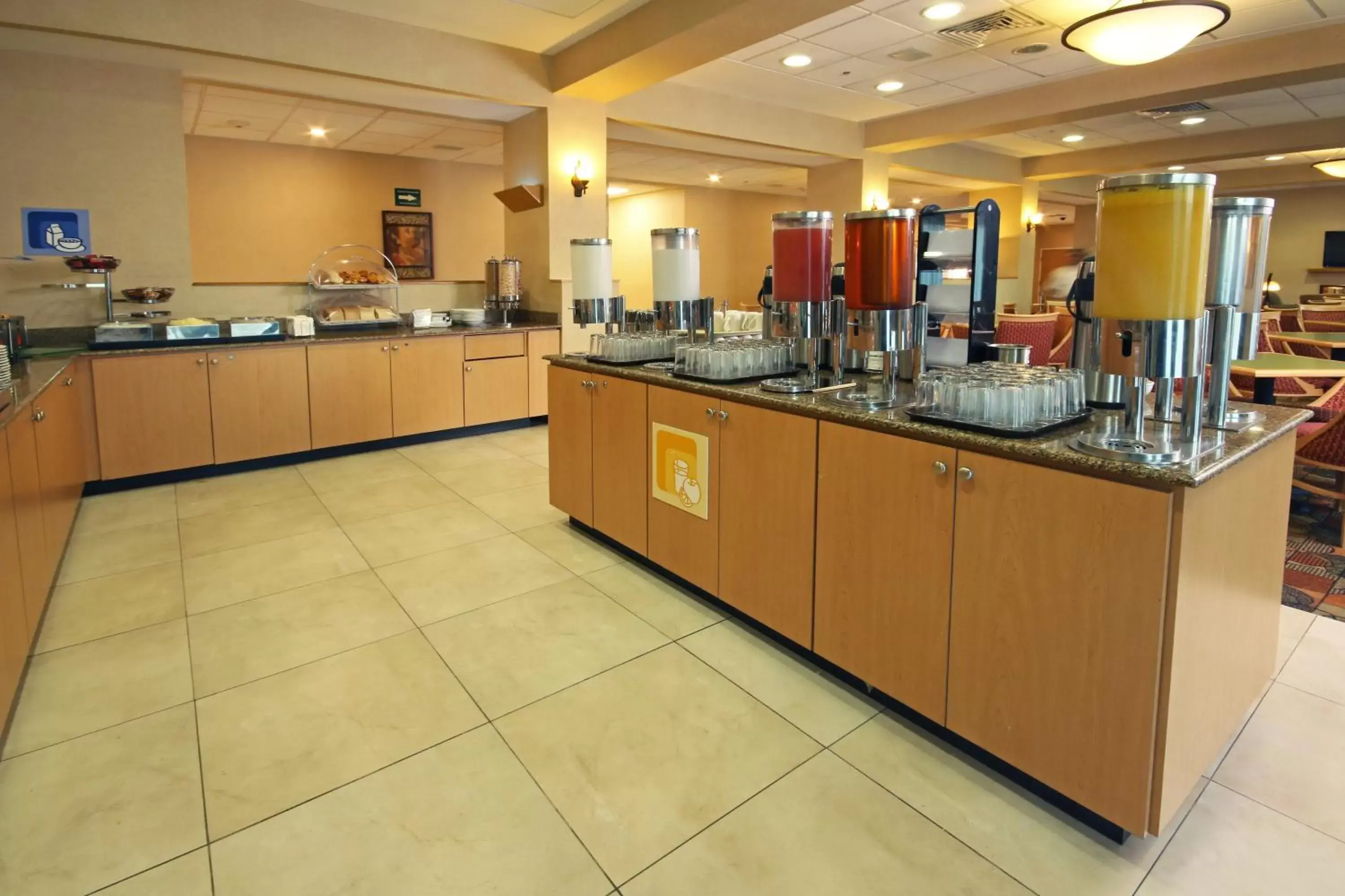 Breakfast, Restaurant/Places to Eat in Holiday Inn Express Hotel & Suites CD. Juarez - Las Misiones, an IHG Hotel