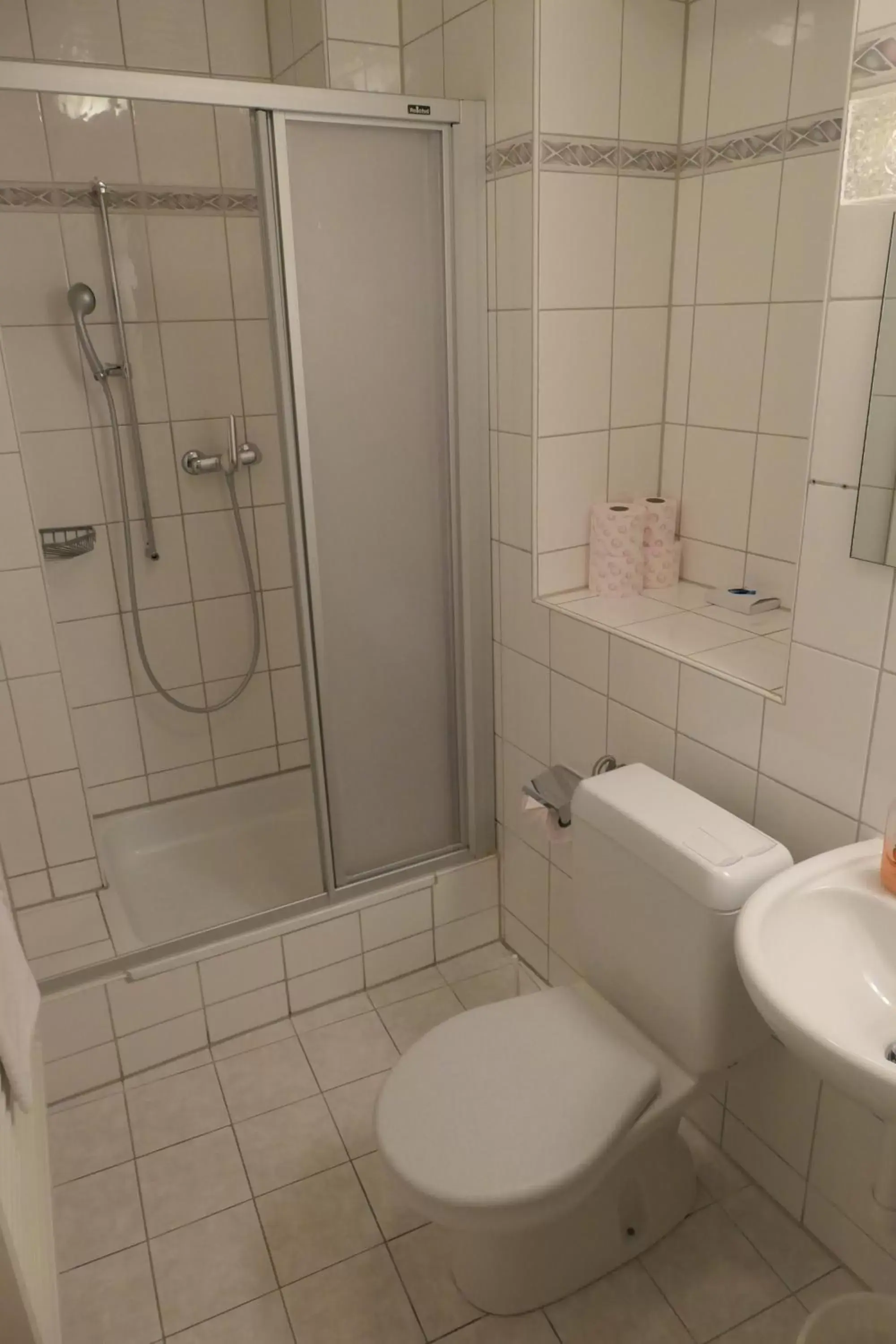 Bathroom in Hotel Franziskaner