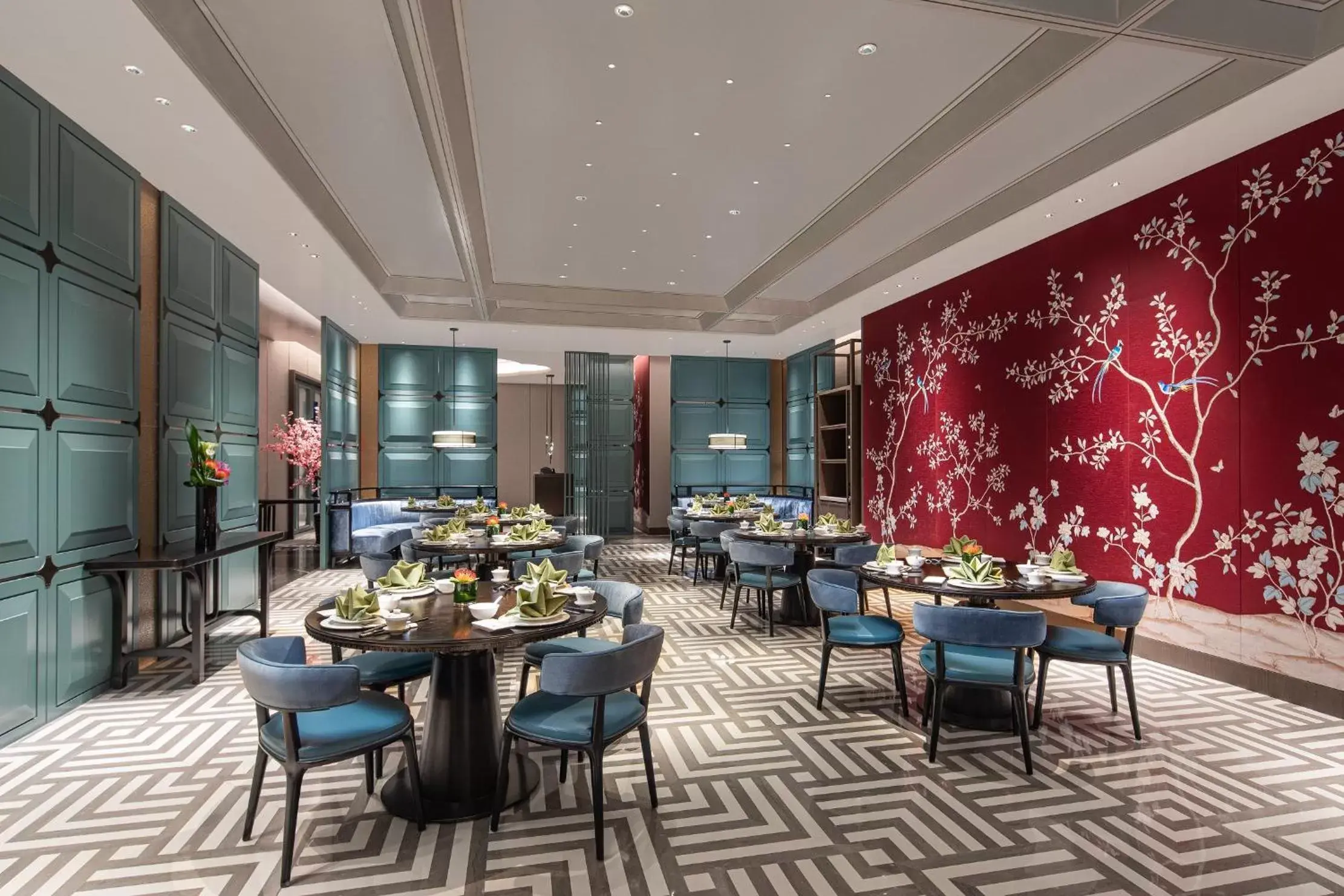 Restaurant/Places to Eat in Crowne Plaza Shanghai Hongqiao, an IHG Hotel