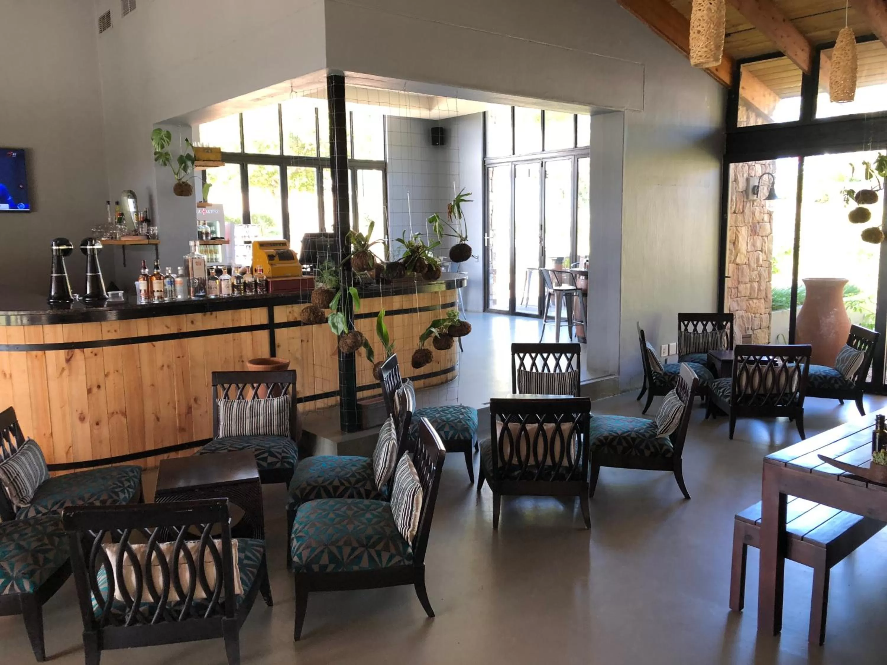 Restaurant/places to eat in Oubaai Hotel Golf & Spa