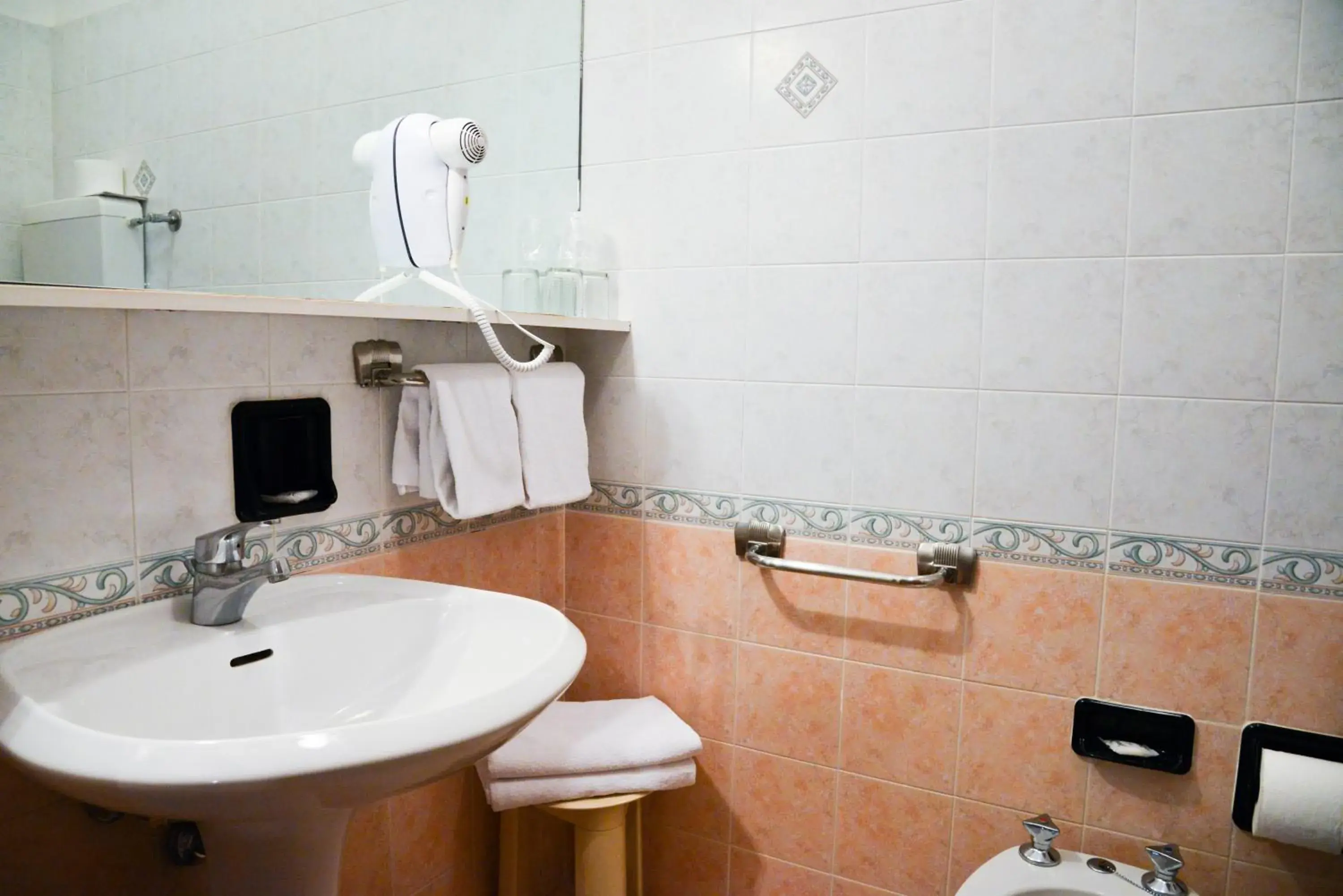 Bathroom in Hotel Domingo
