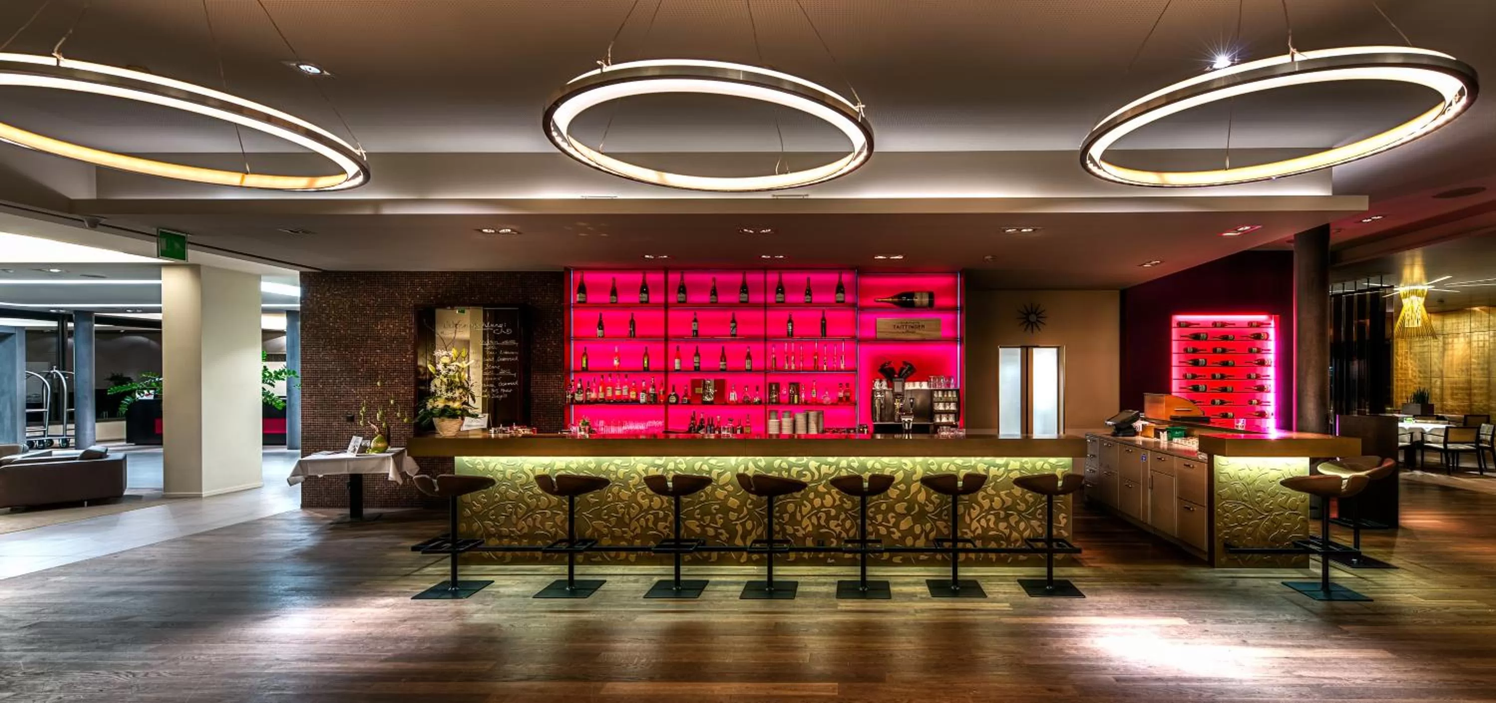 Lounge or bar in Wellnesshotel Golfpanorama