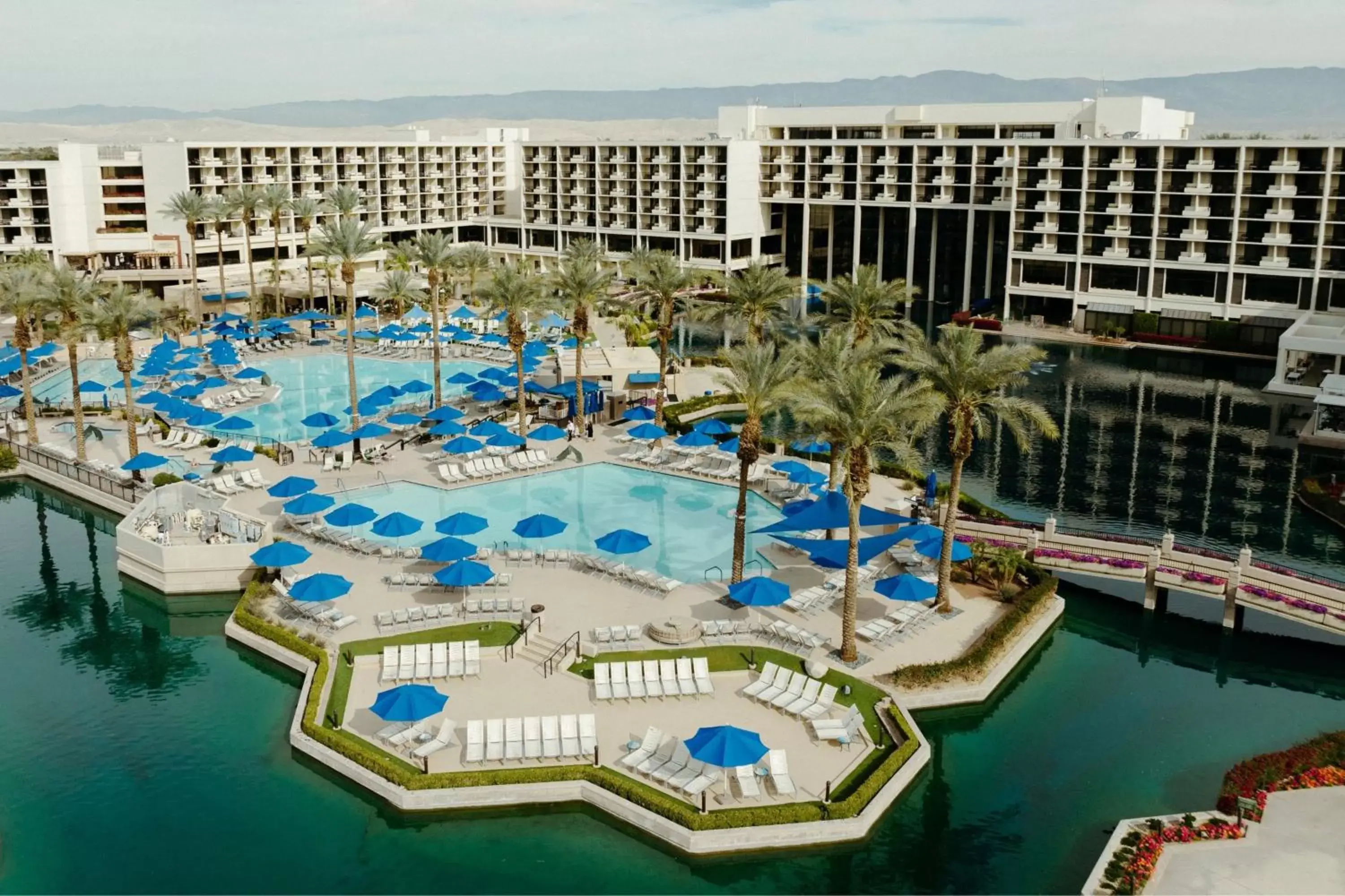 Swimming pool, Pool View in JW Marriott Desert Springs Resort & Spa