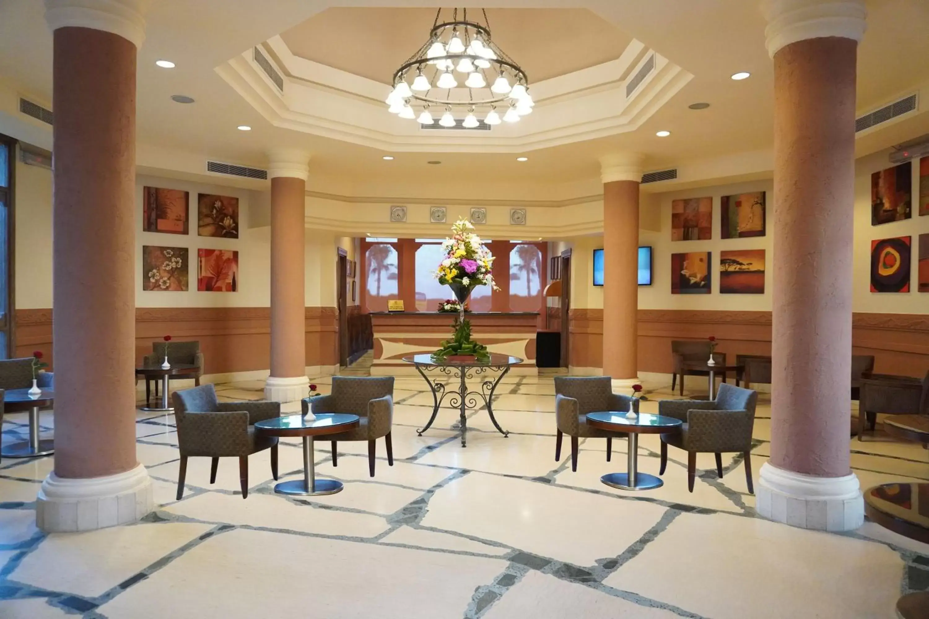 Lobby or reception in Charmillion Gardens Aquapark Lobby or reception in Charmillion Gardens Aquapark