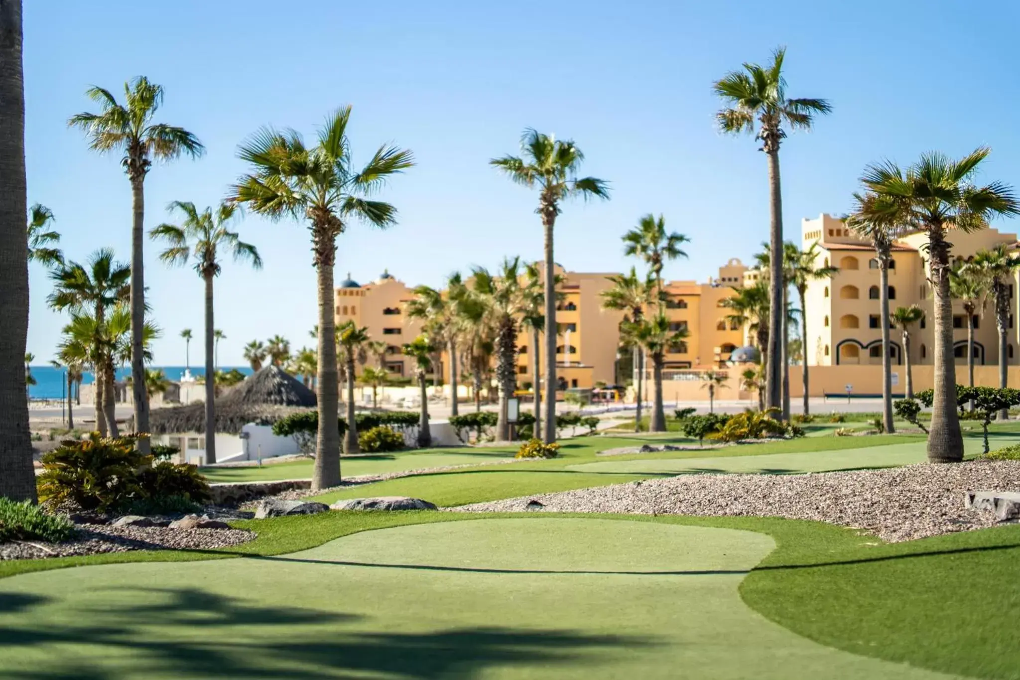 Casa Blanca Golf Villas