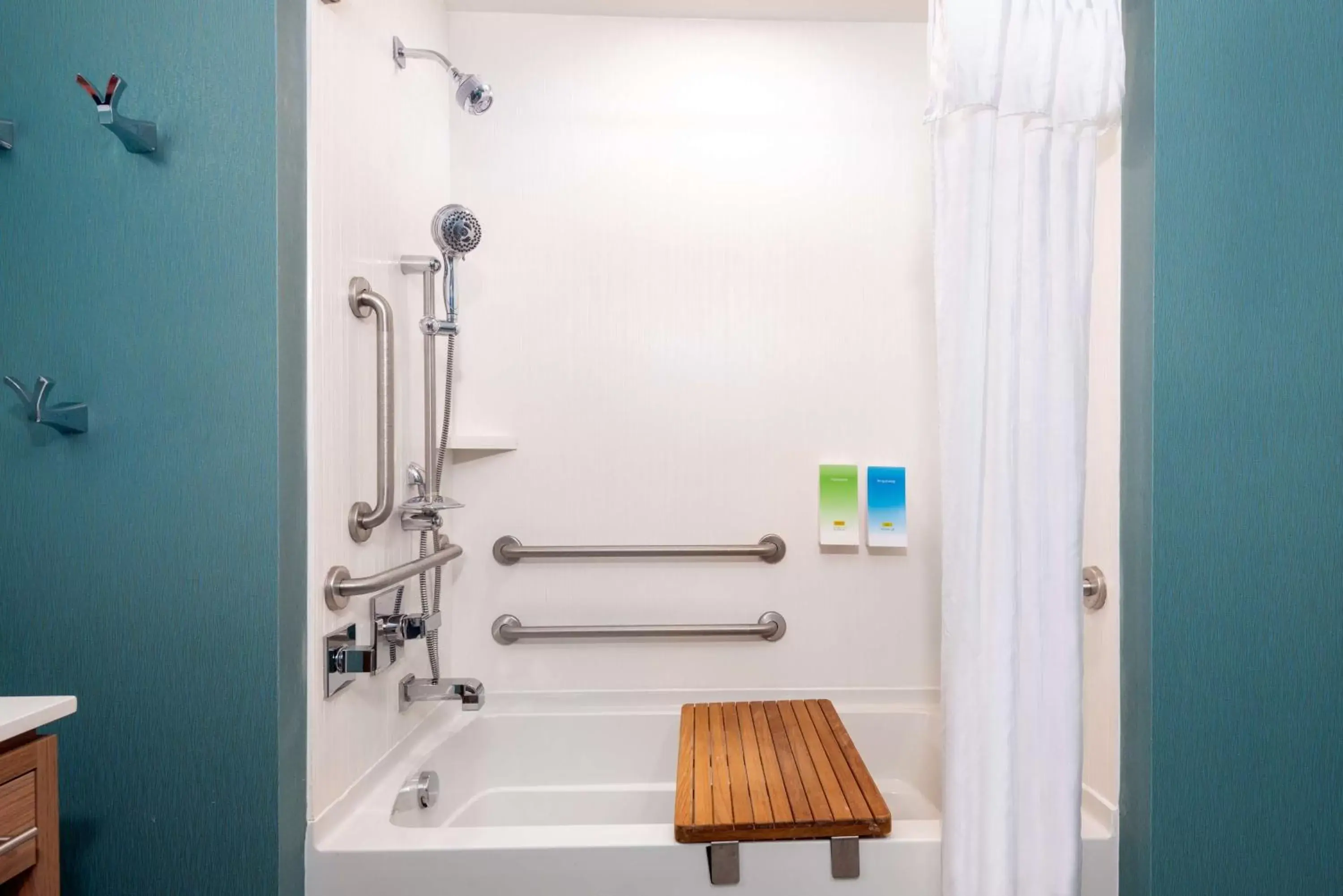 Bathroom in Home2 Suites By Hilton Tampa Downtown Channel District