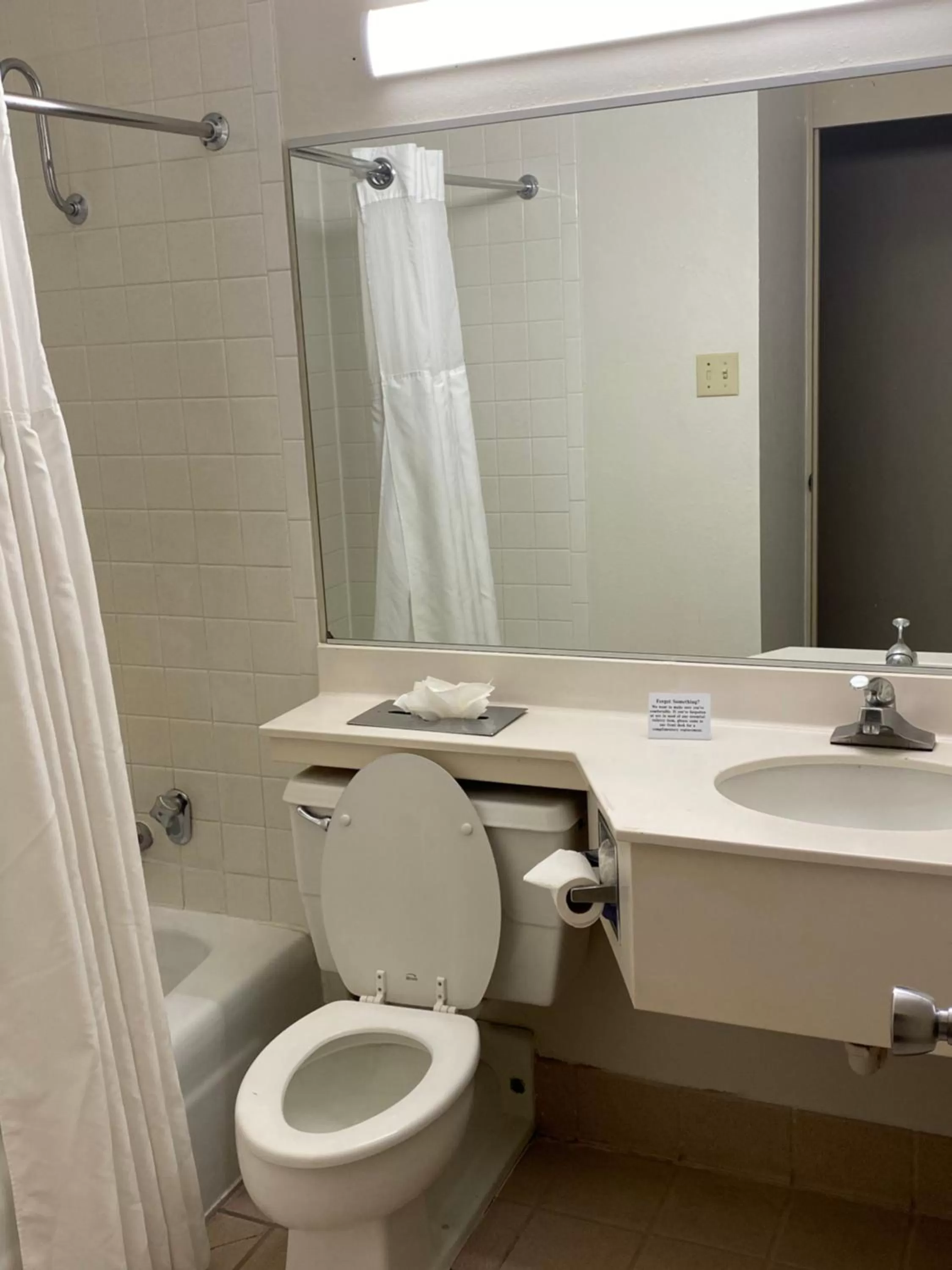 Ramada by Wyndham Albuquerque Midtown