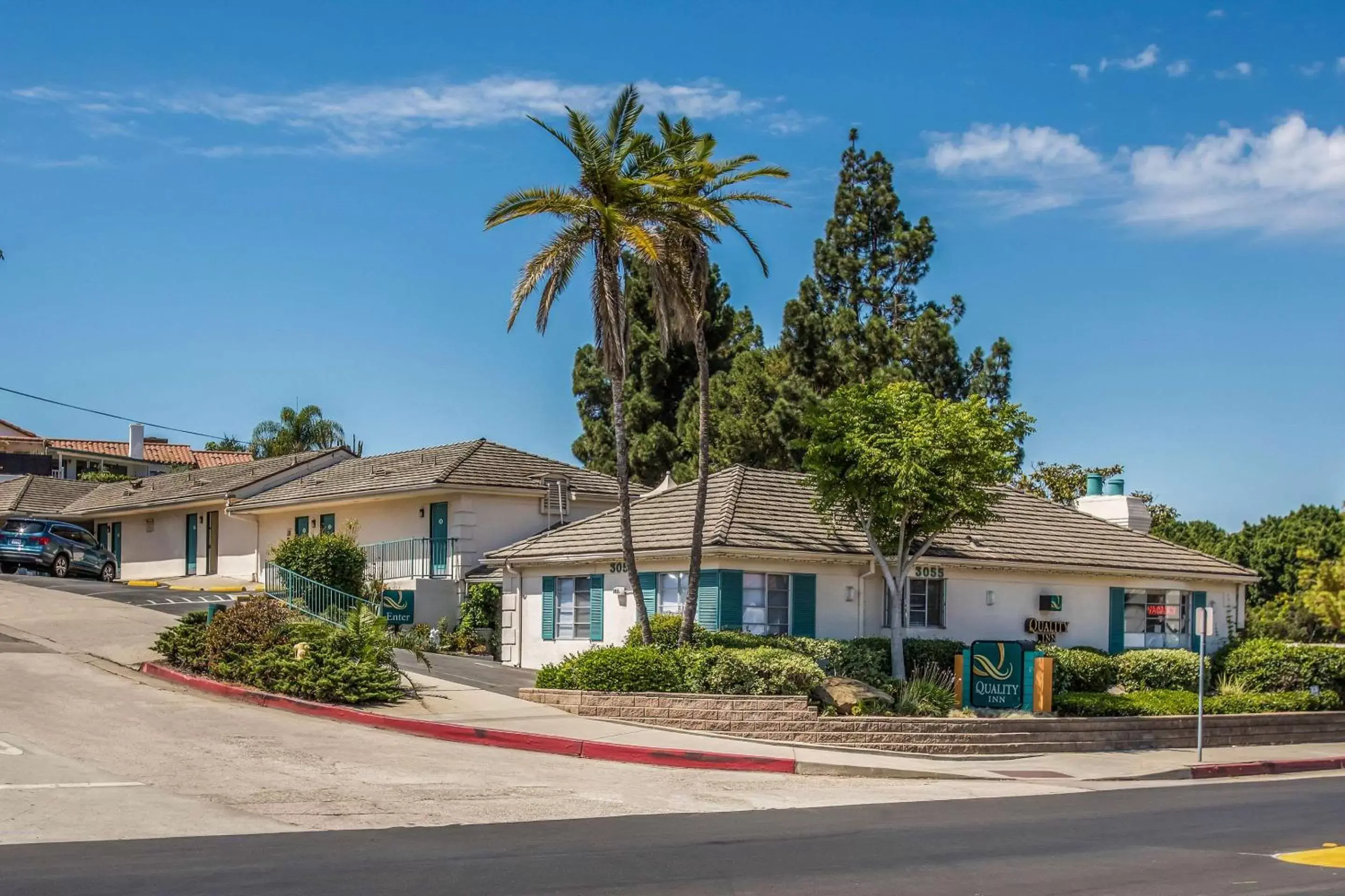 Property Building in Quality Inn Santa Barbara