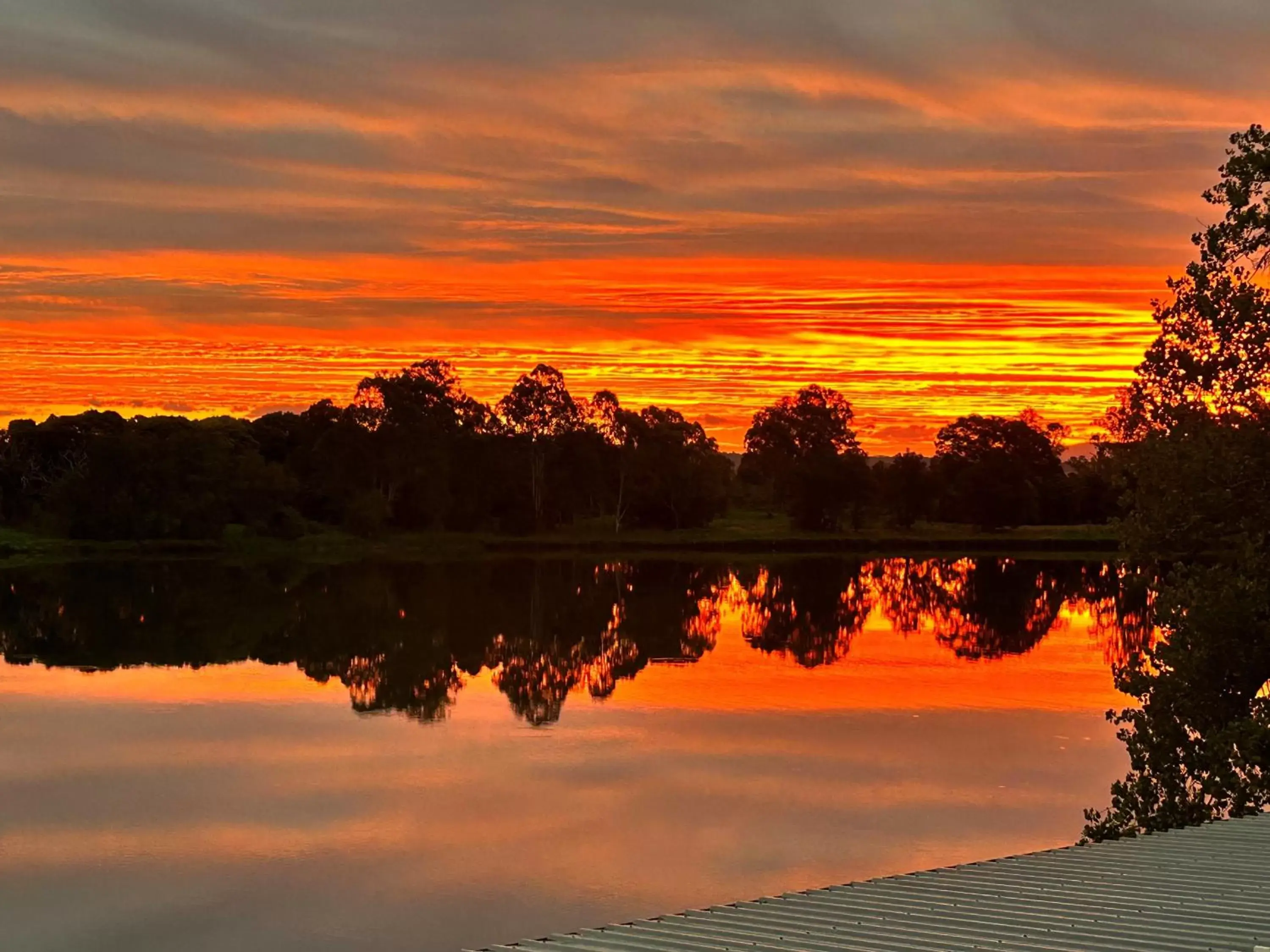 Natural landscape, Sunrise/Sunset in Crown Hotel Motel