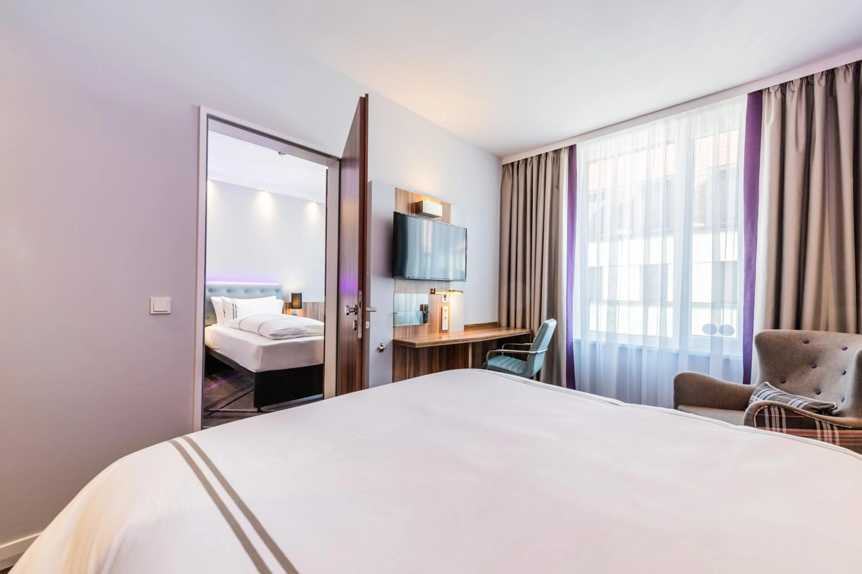 Bed in Holiday Inn Express Dresden City Centre