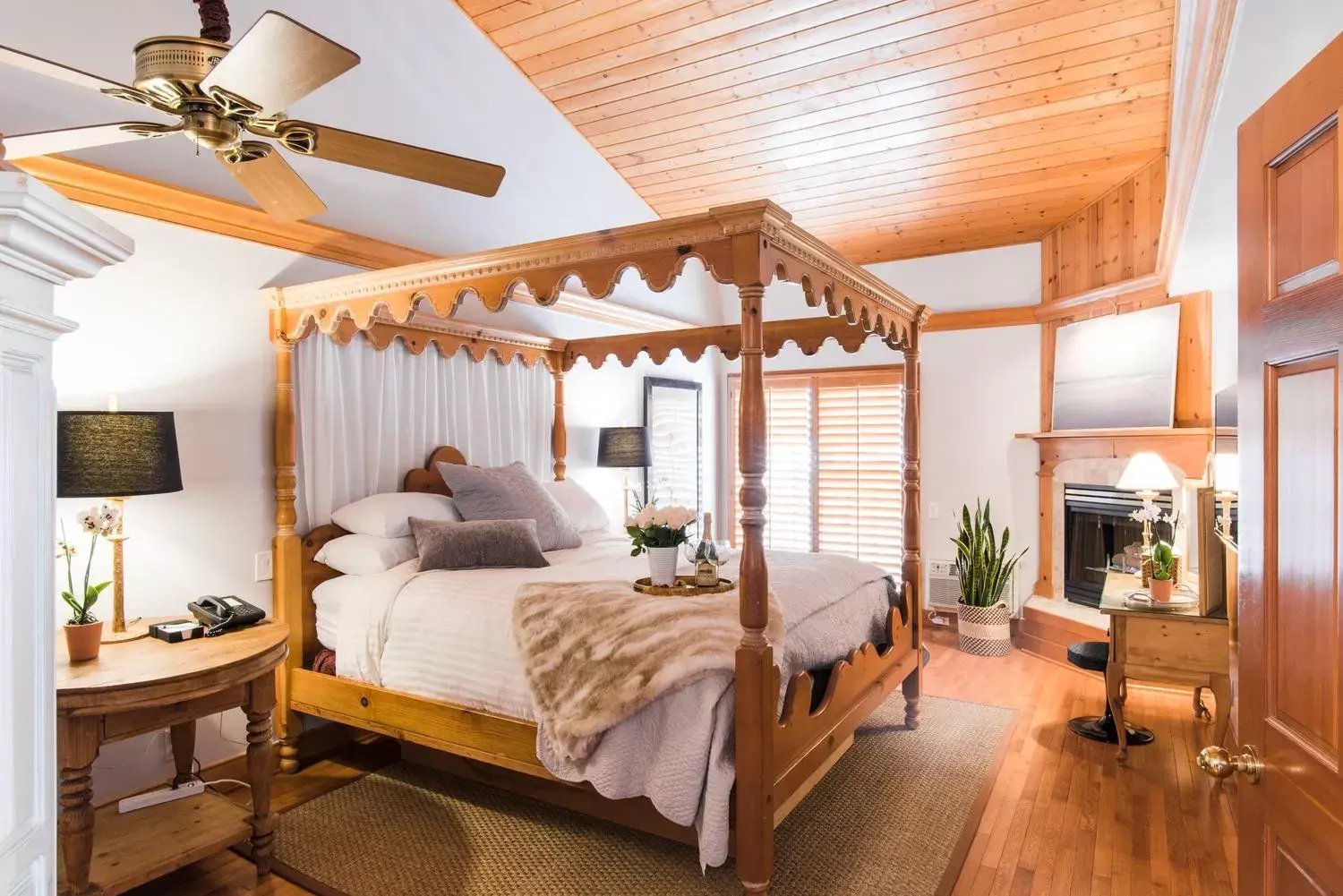 Bedroom in Inn On SummerHill