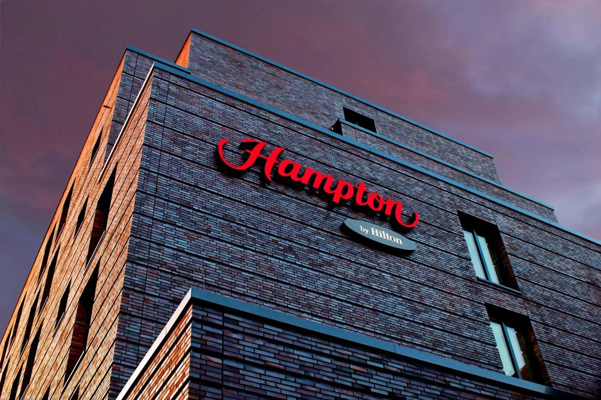 Property Building in Hampton by Hilton Berlin City West