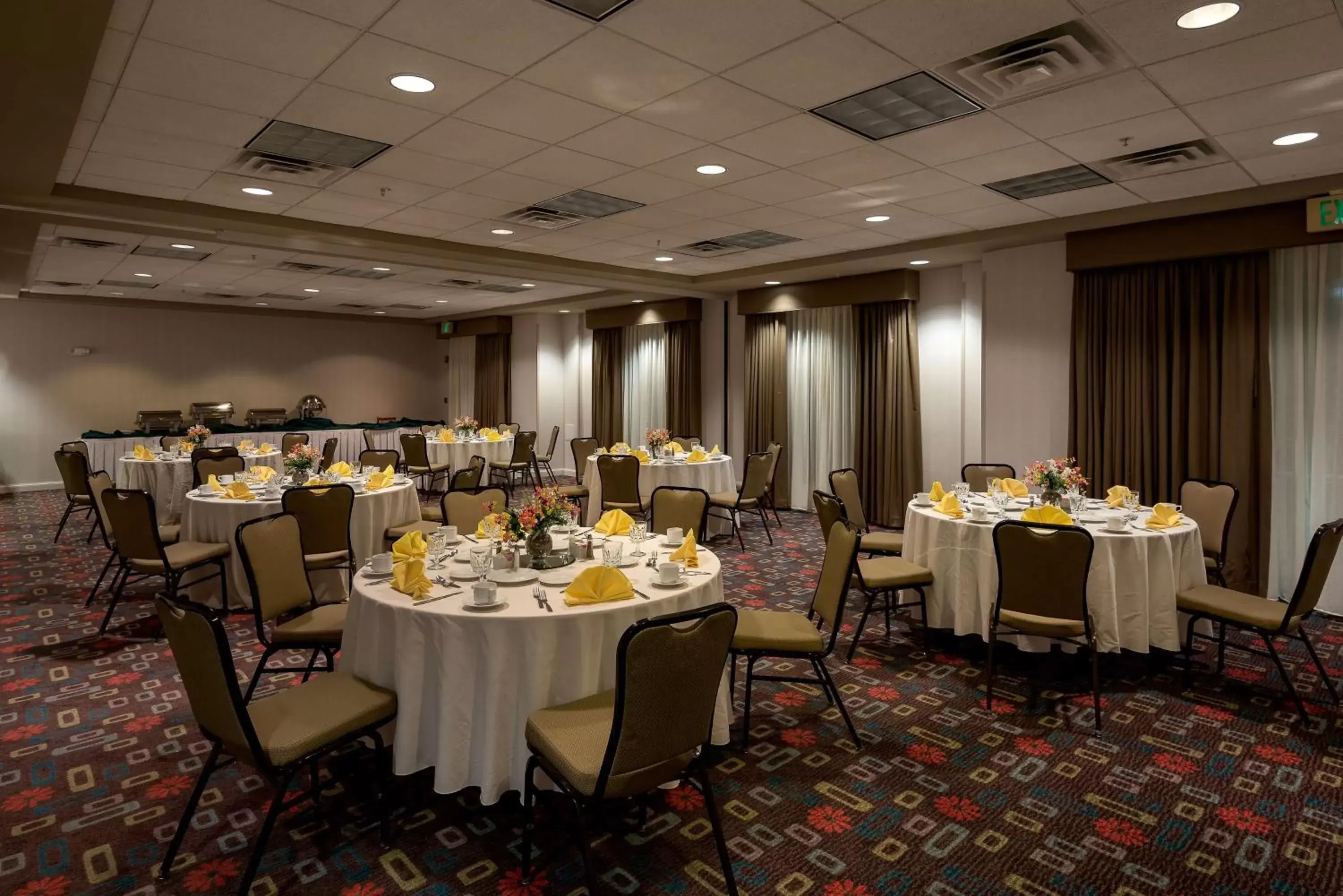 Meeting/conference room, Restaurant/Places to Eat in Hilton Garden Inn Owings Mills