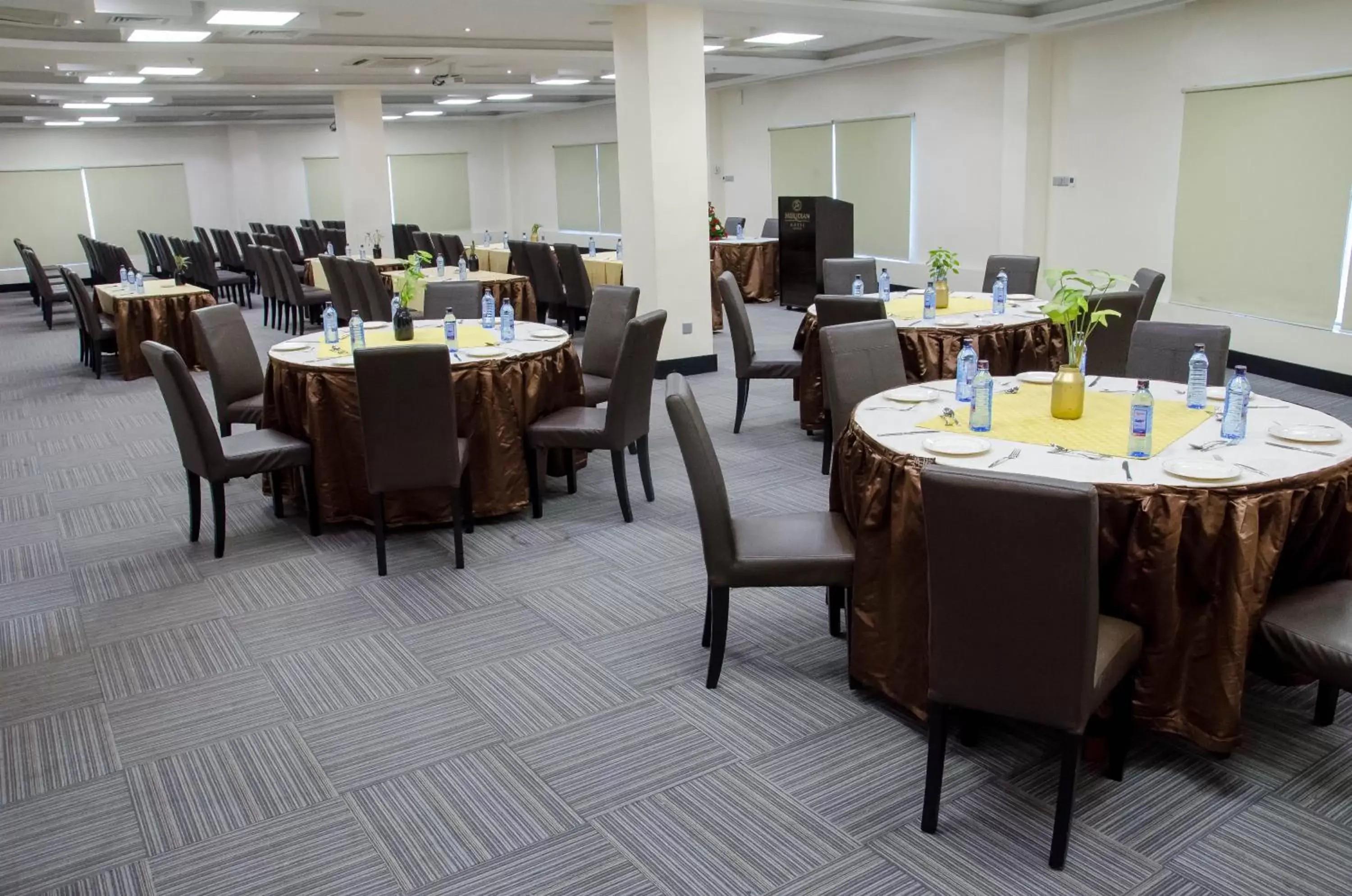 Area and facilities, Restaurant/Places to Eat in Best Western Plus Meridian Hotel