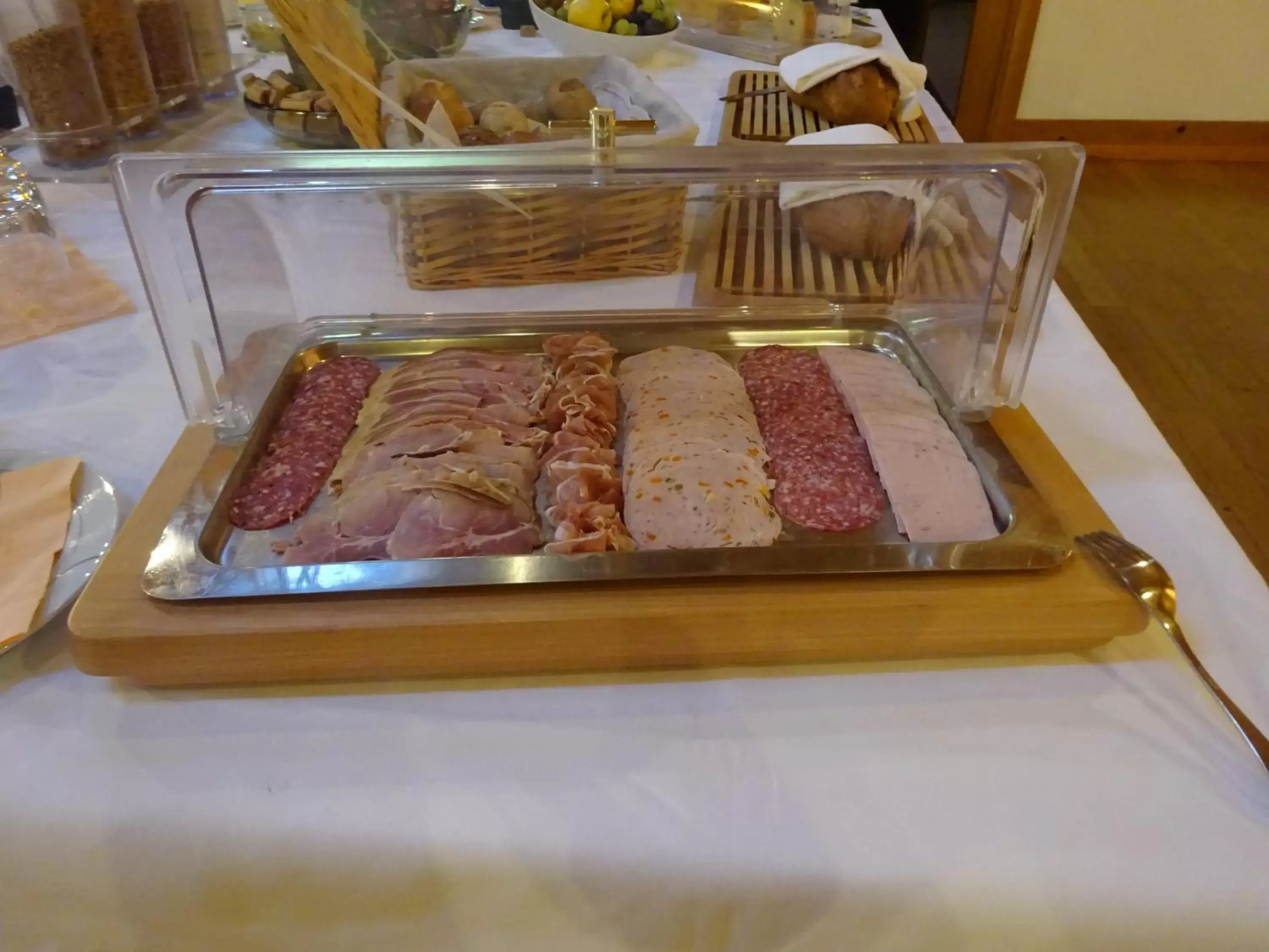 Buffet breakfast in Hotel Appenberg