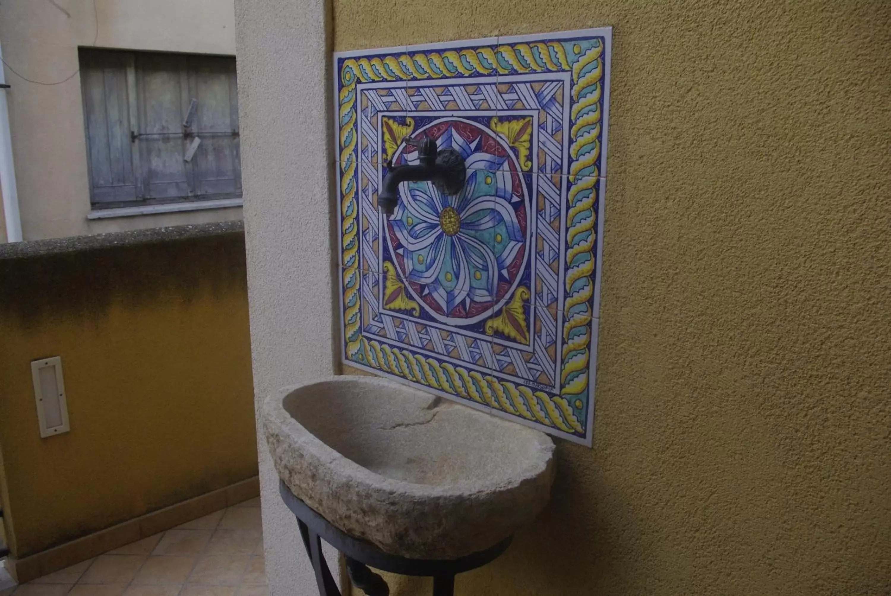 Decorative detail, Bathroom in B&B Via Roma