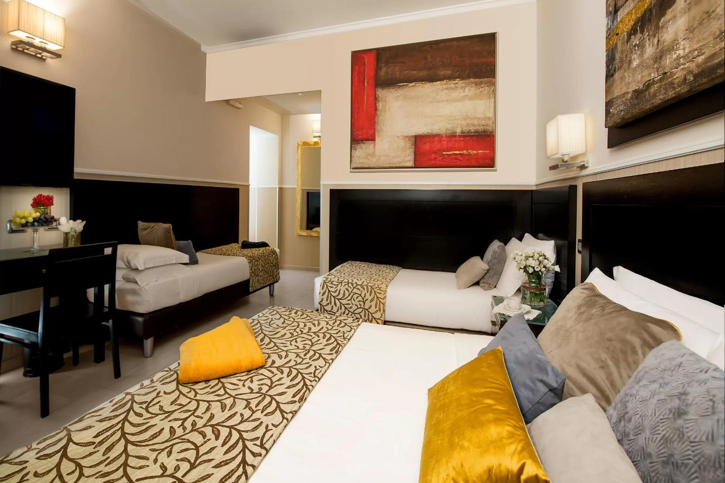 Photo of the whole room, Bed in Yes Hotel Boutique Rome