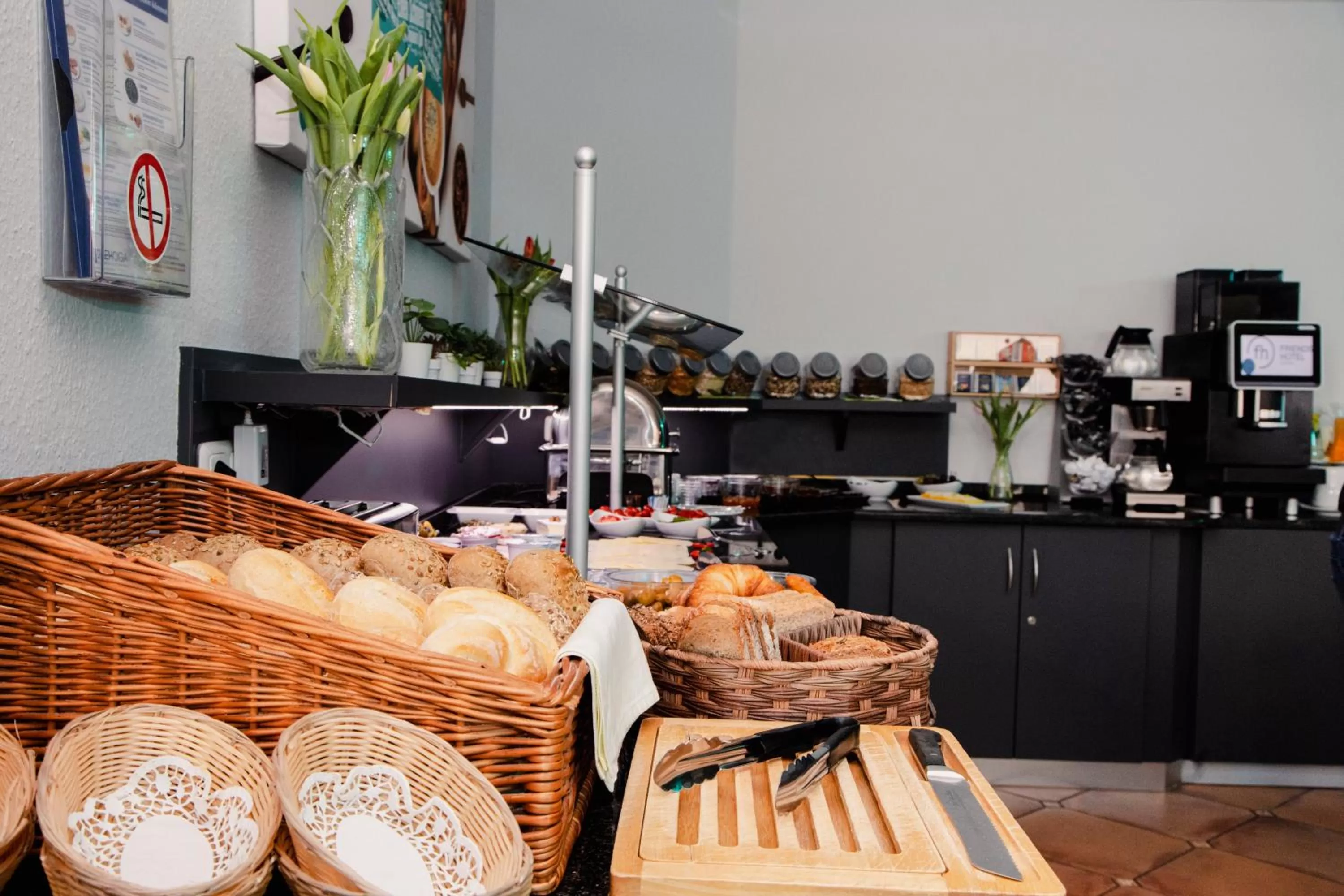 Buffet breakfast in Friends Hotel Kerpen