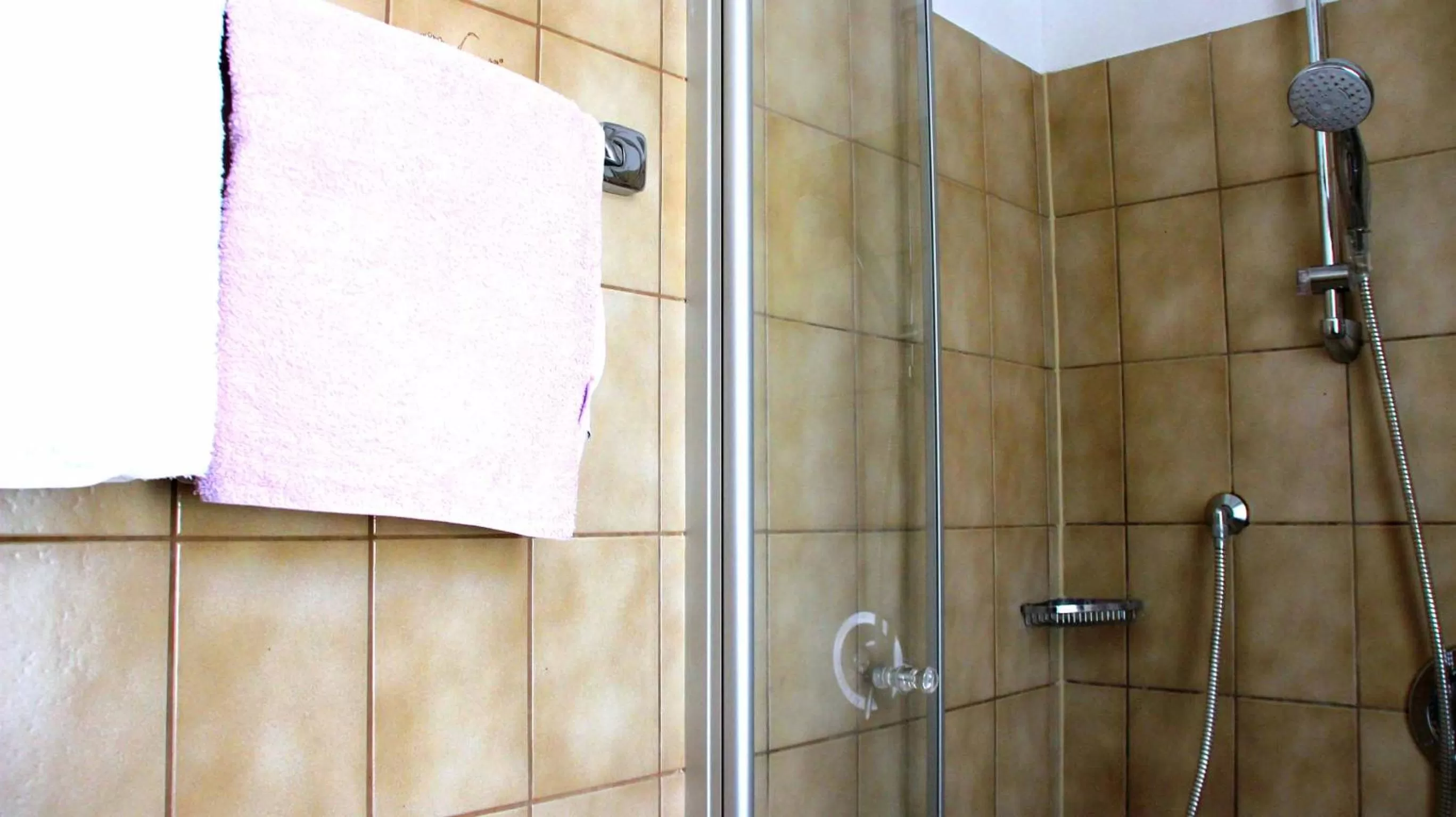 Bathroom in Hotel Gasthof Zum weissen Lamm