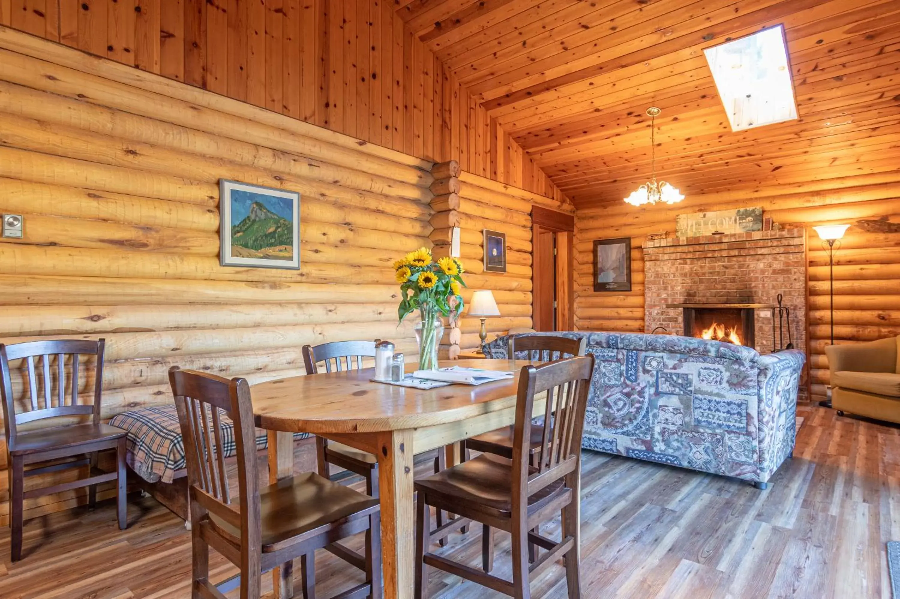 Living room, Dining Area in Cusheon Lake Resort