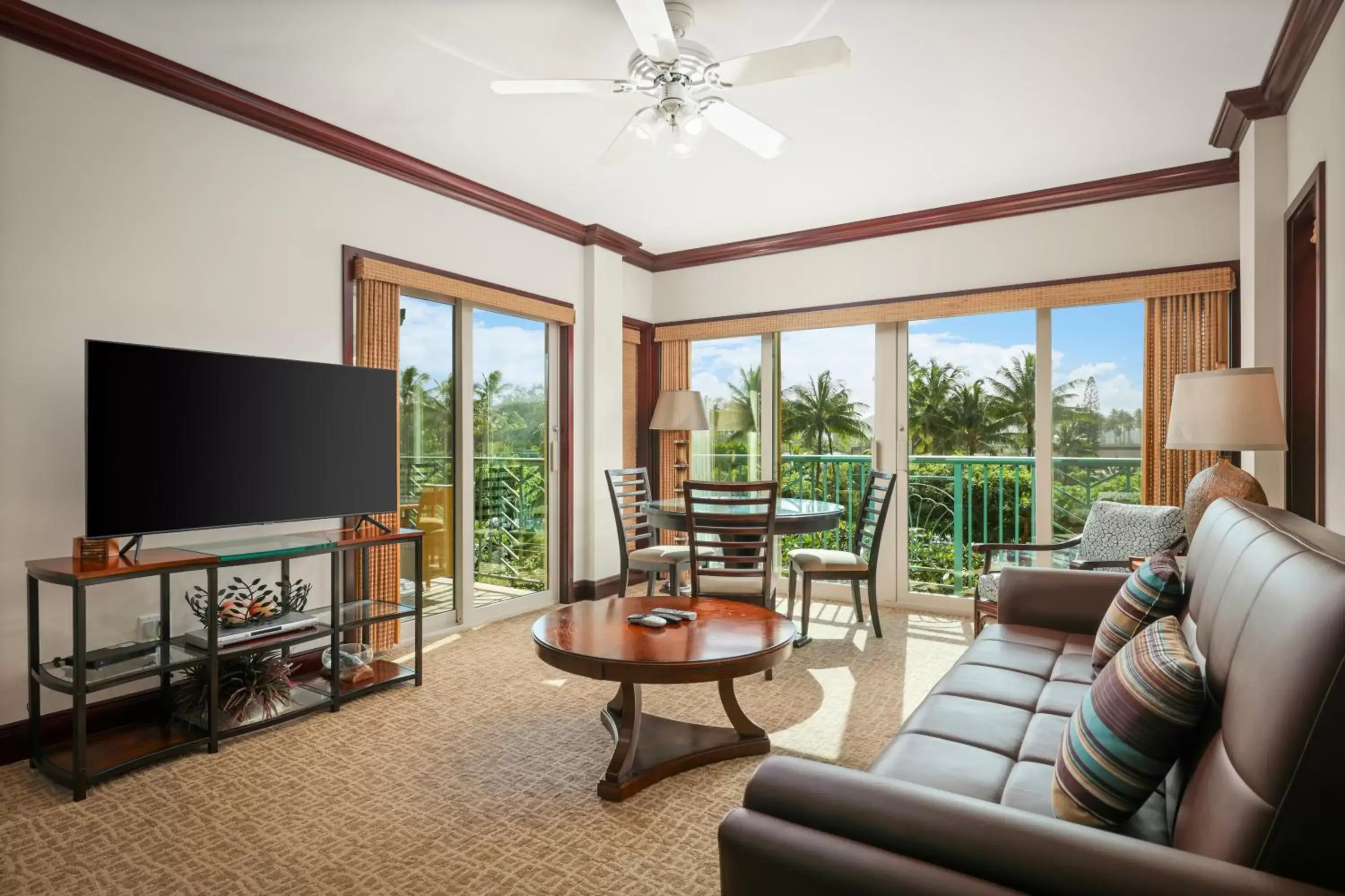 TV and multimedia, Seating Area in Waipouli Beach Resort & Spa Kauai By Outrigger