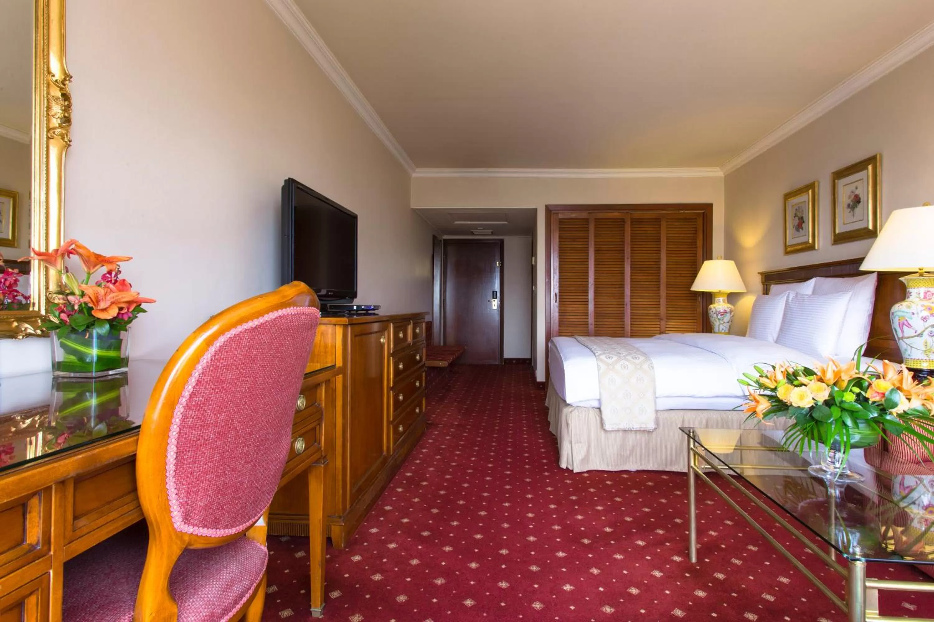 Bedroom, Bed in Regency Palace Amman