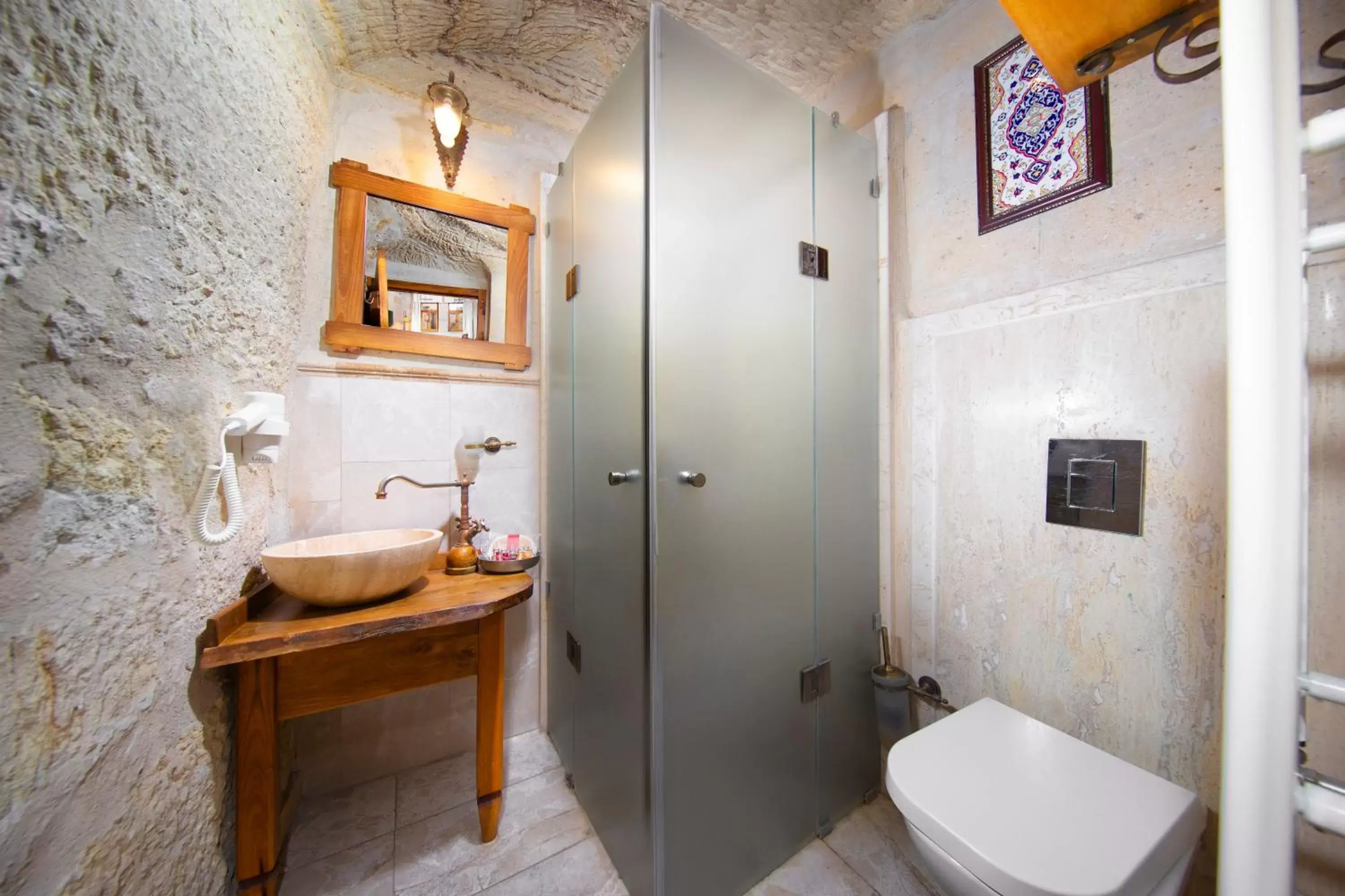 Bathroom in Terra Cave Hotel