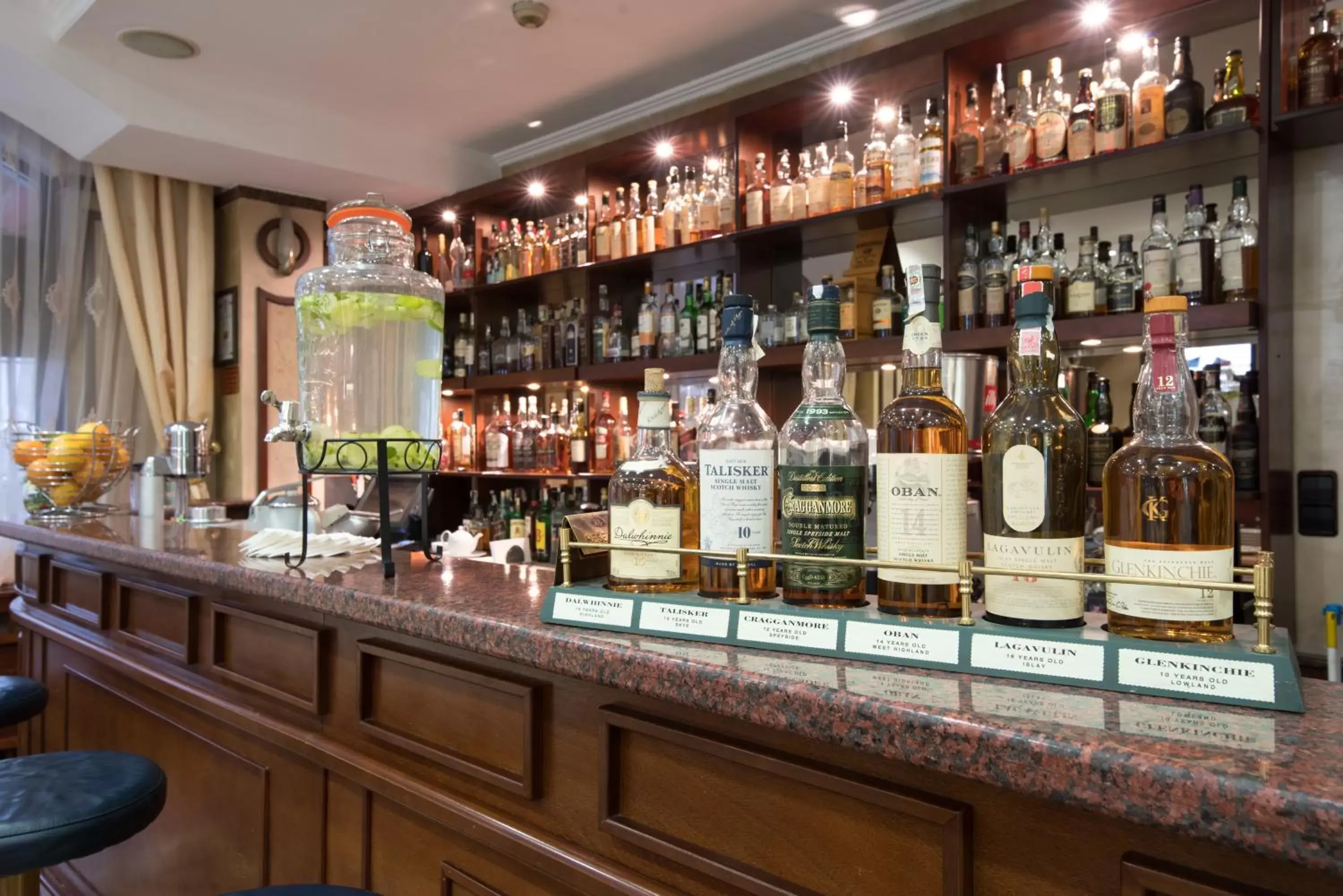 Lounge or bar, Lounge/Bar in Hotel Downtown - TOP location in the heart of Sofia city