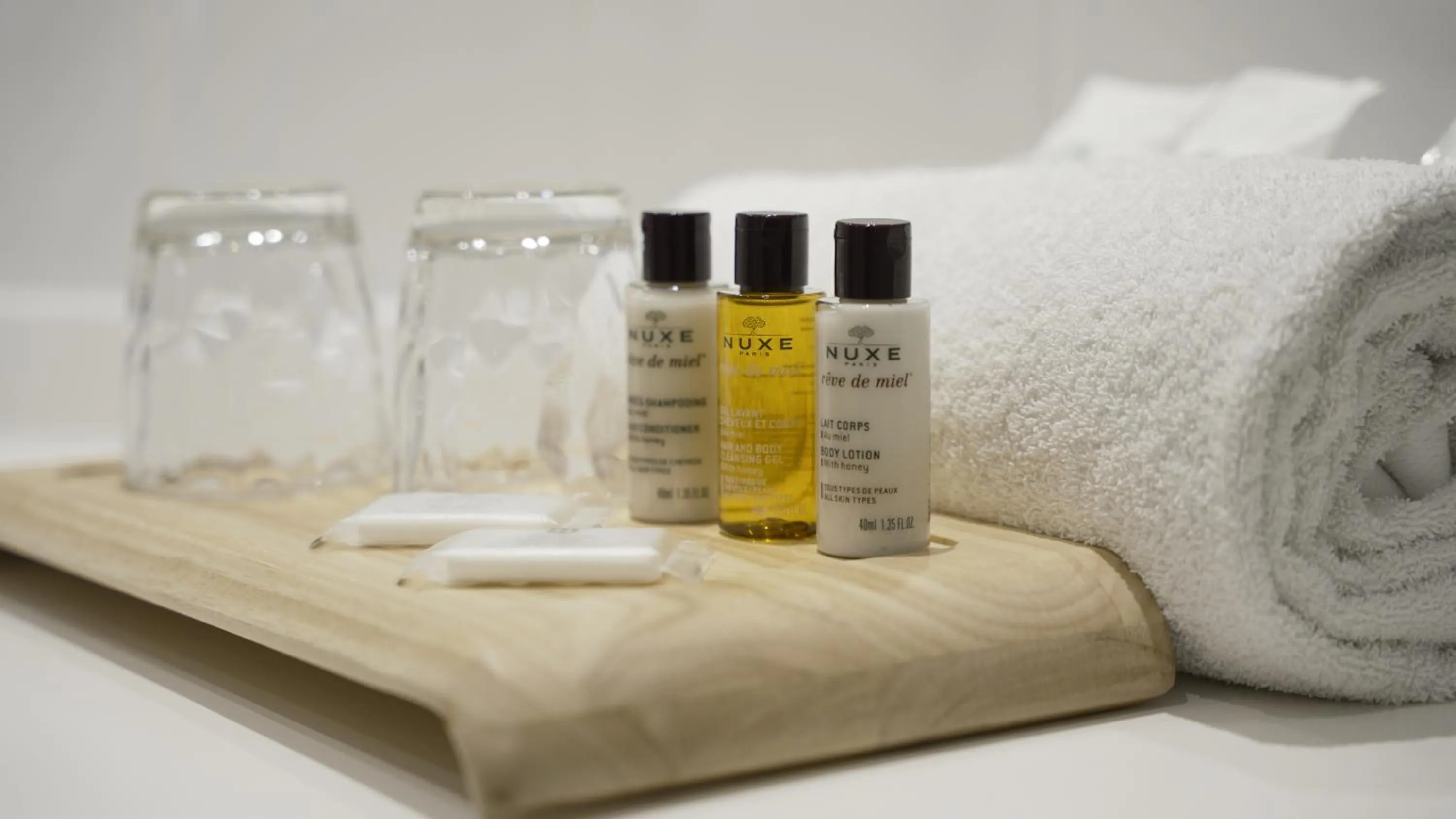 Bedroom in Hôtel Mount Venturi - Aix-En-Provence Sainte-Victoire - Bar & Restaurant & Padel