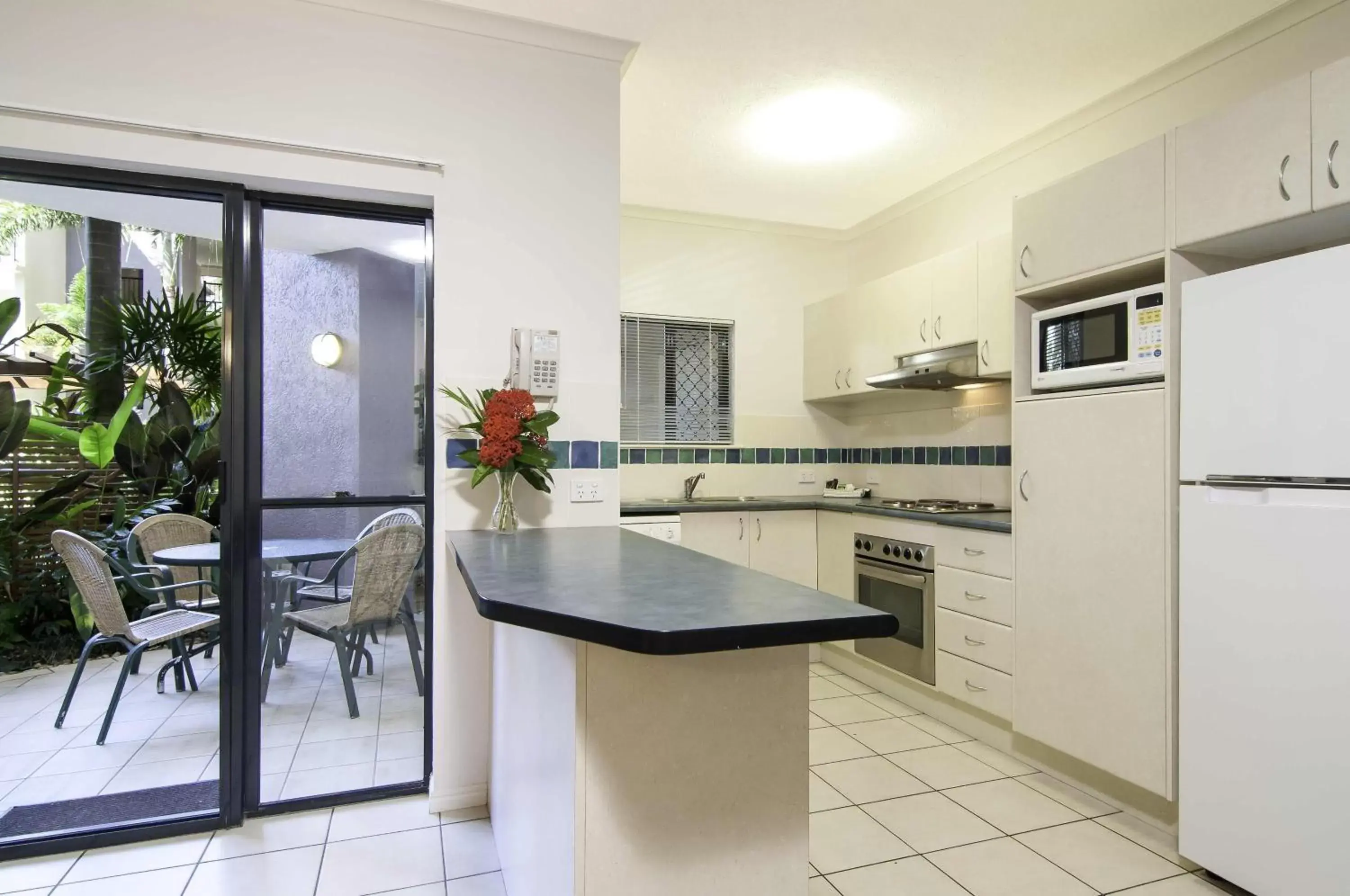 Kitchen or kitchenette, Kitchen/Kitchenette in Bay Villas Resort